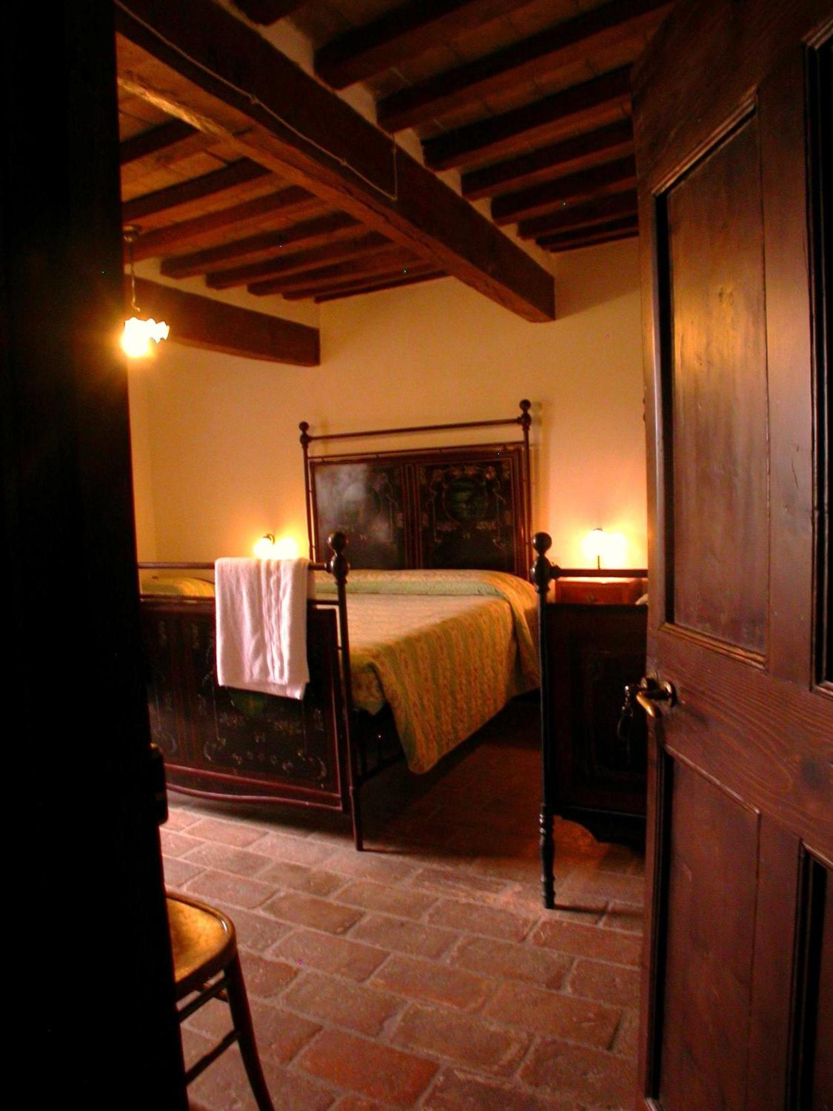 Photo 32