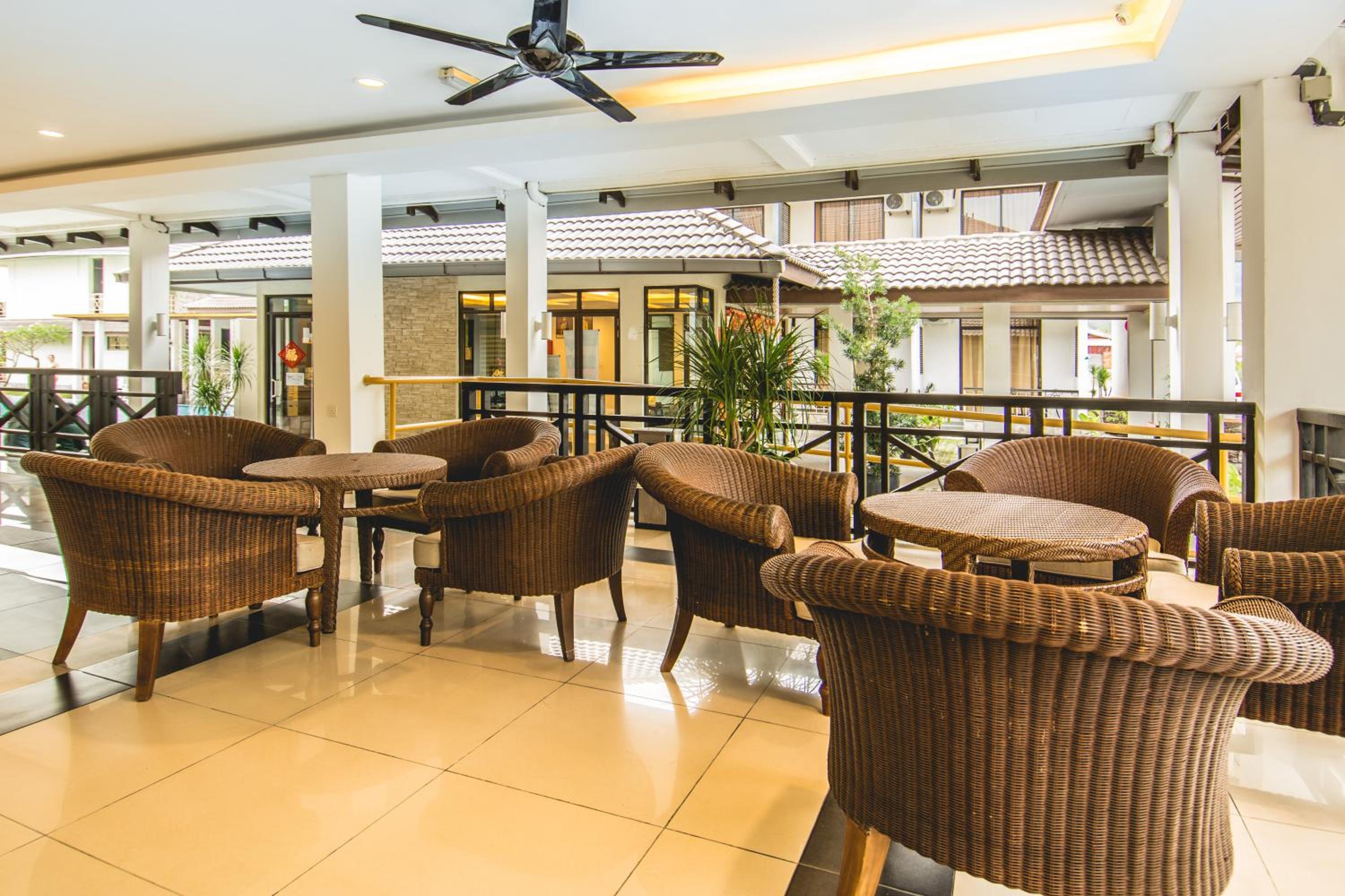 Alia Residence Business Resort