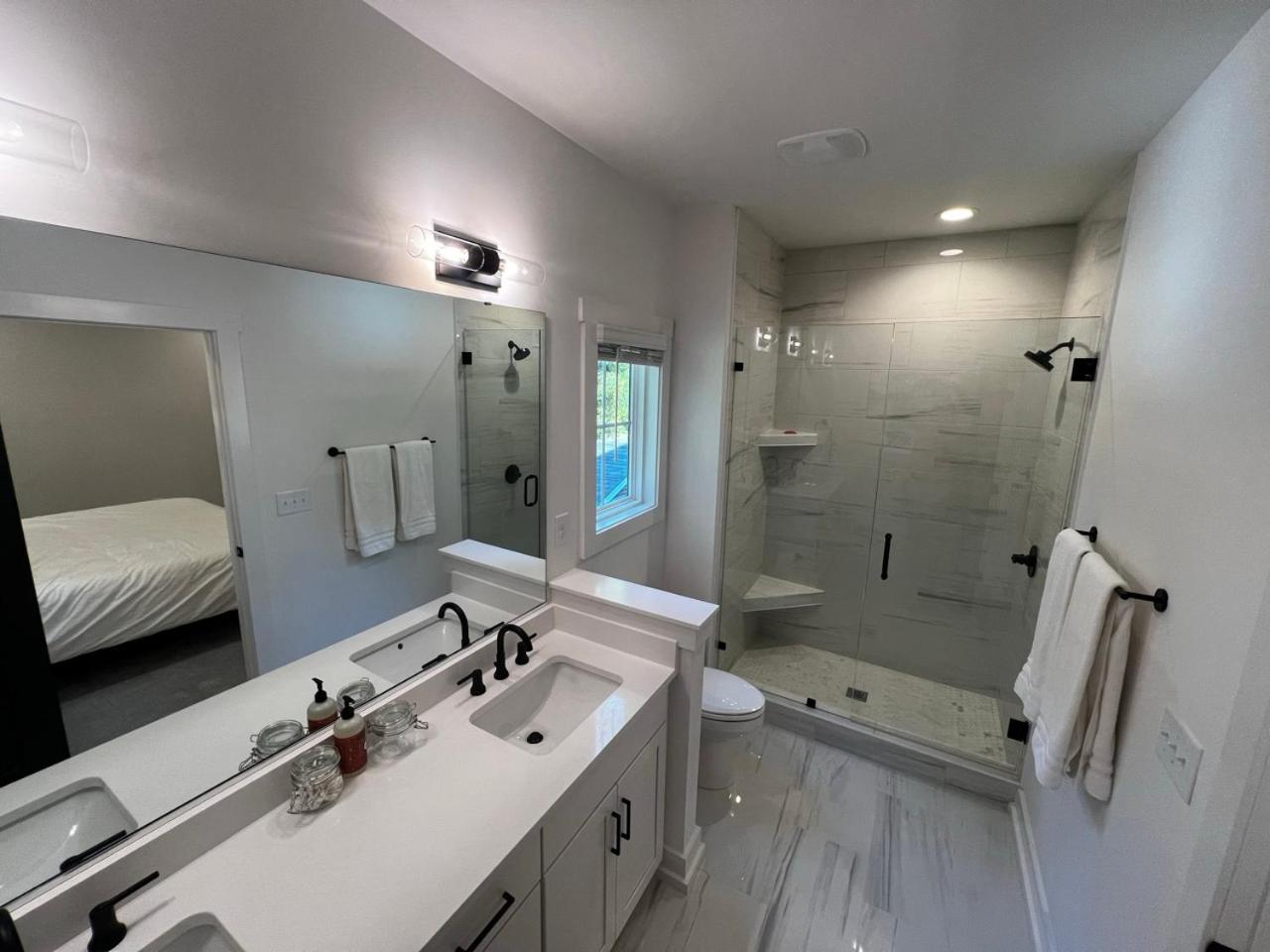 Spacious and Comfy CLT Retreat
