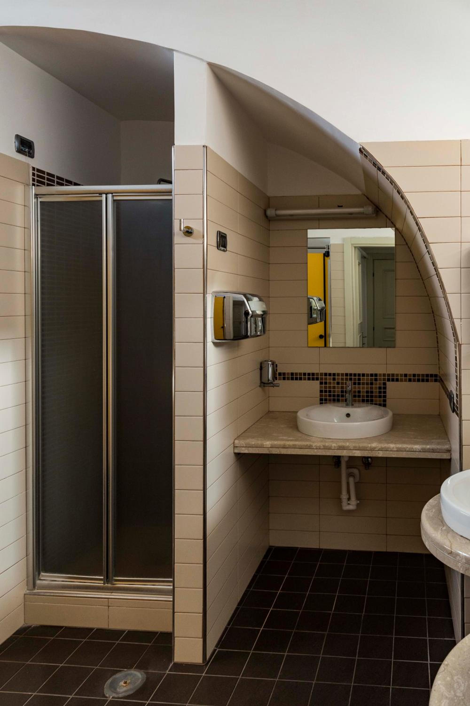 Seven Hostel & Rooms, photo 50
