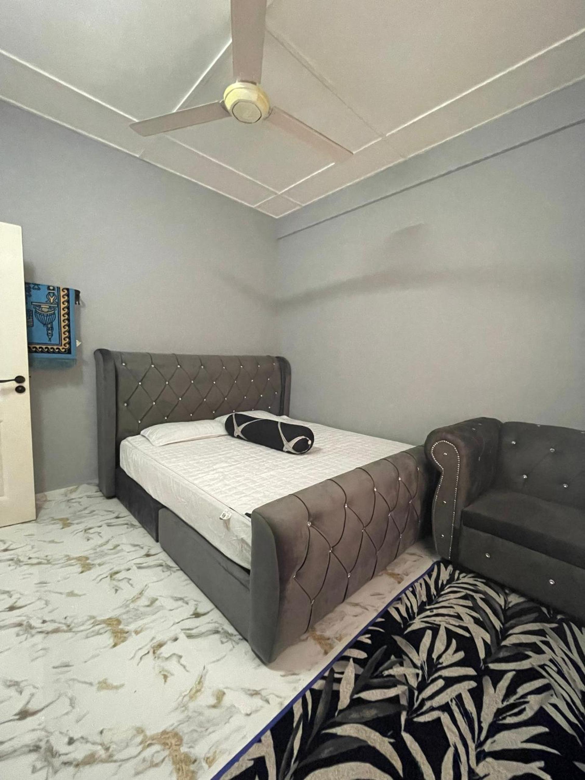 D' Alamanda HOMESTAY CHINI