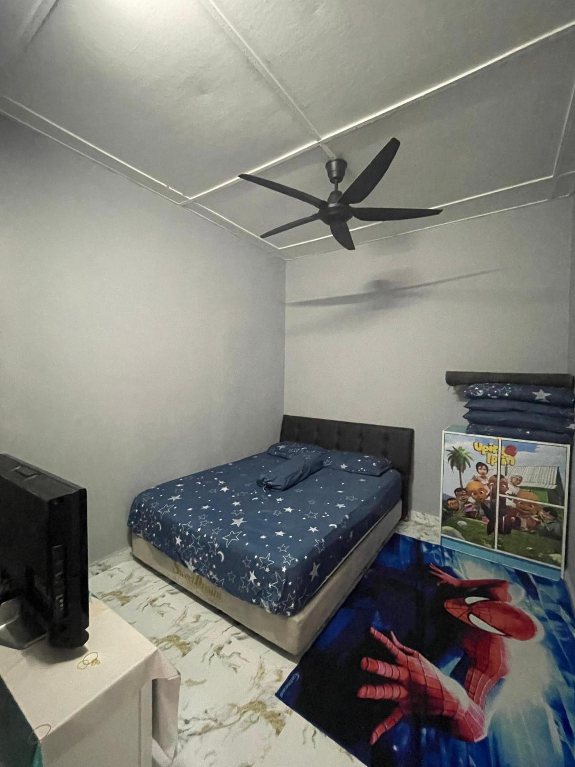 D' Alamanda HOMESTAY CHINI