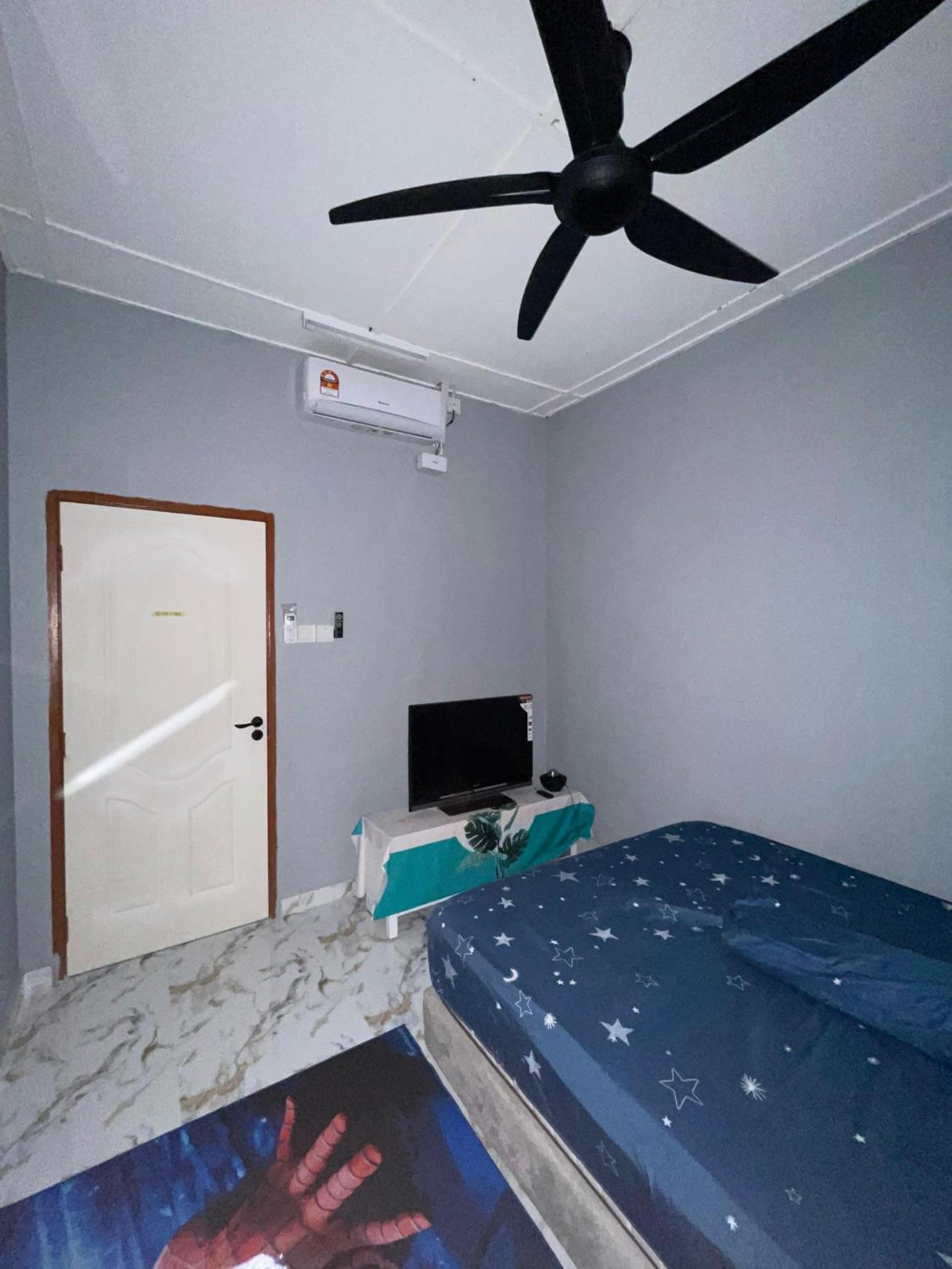 D' Alamanda HOMESTAY CHINI