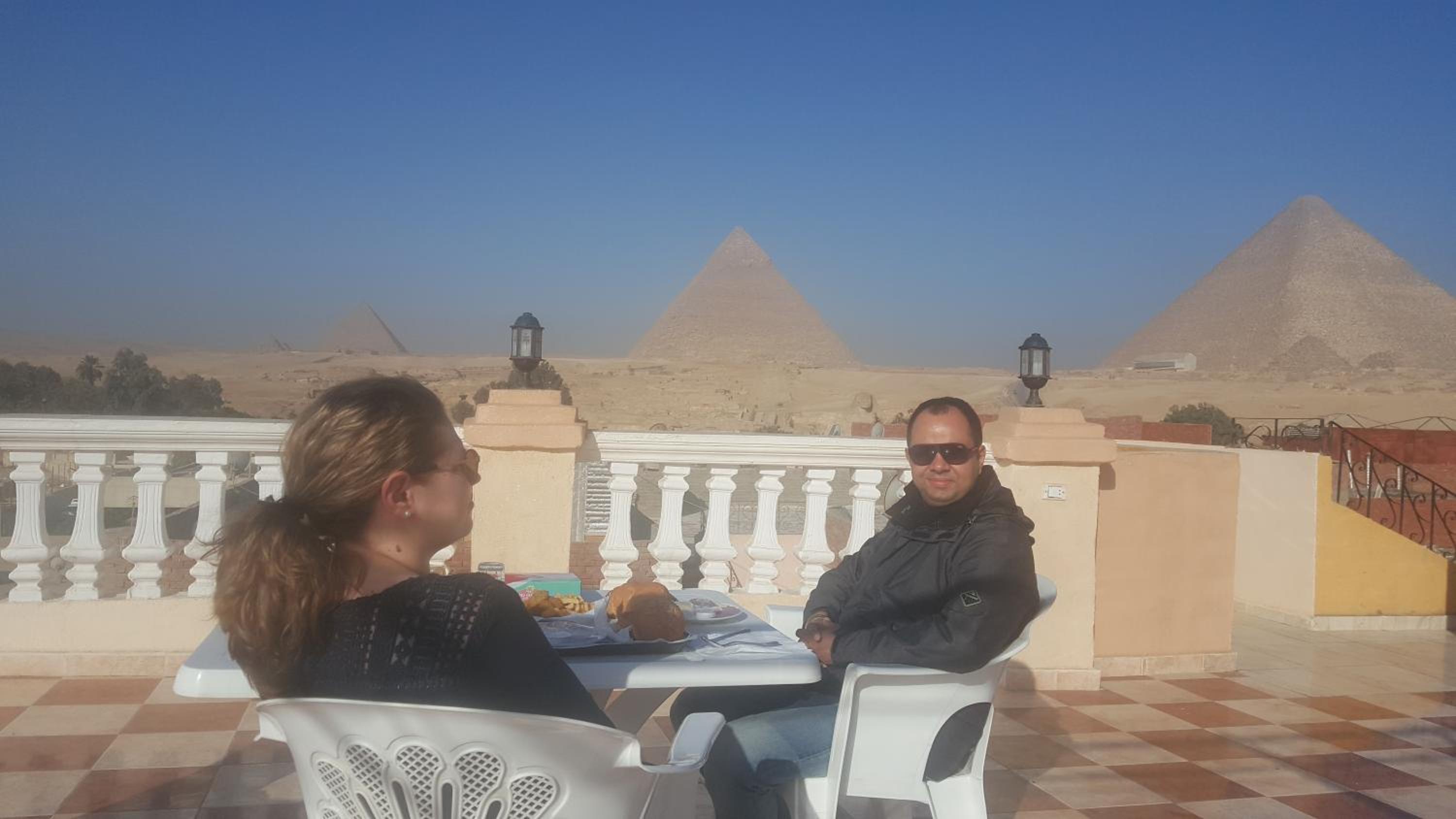 Royal Pyramids Inn