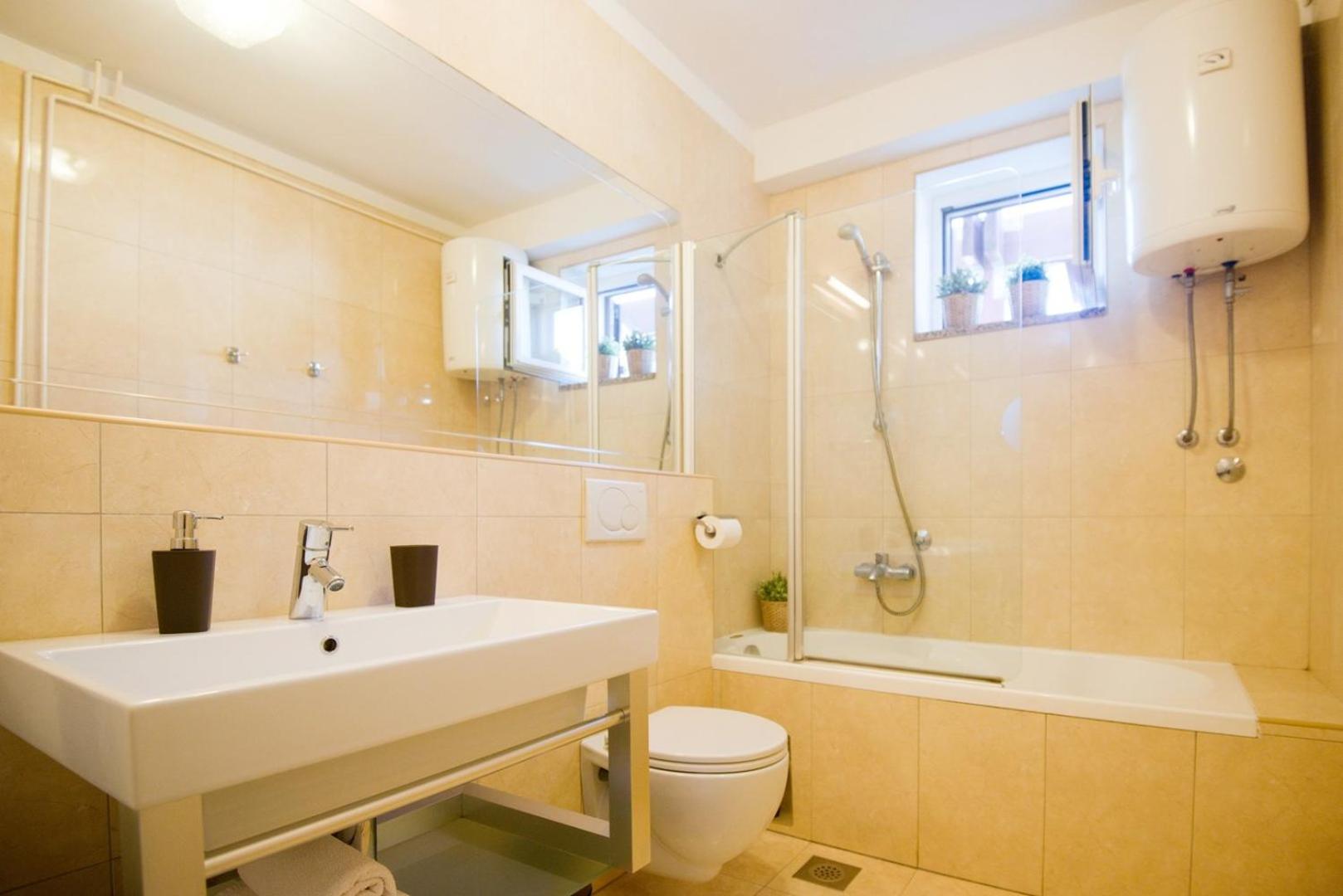 Apartments Sandra - Property Image 5