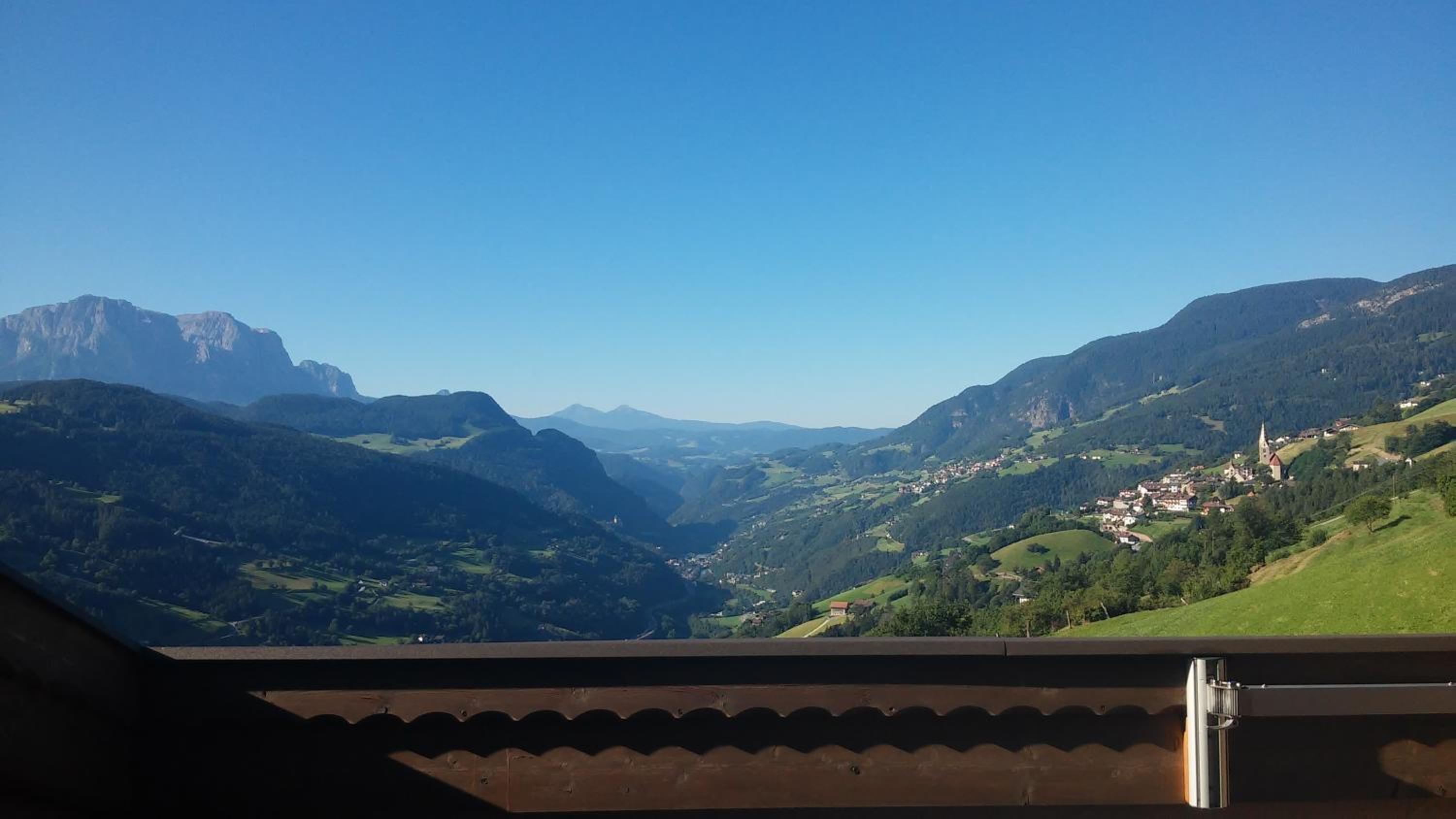 Finggeneislerhof view 3