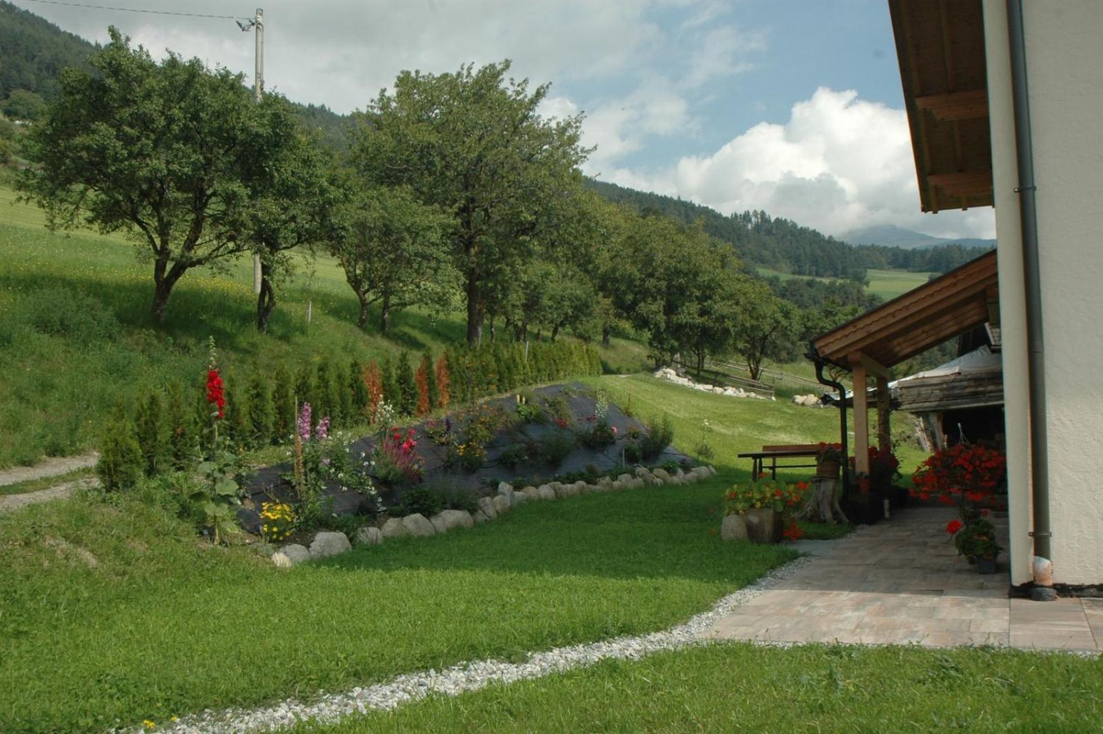 Finggeneislerhof view 2