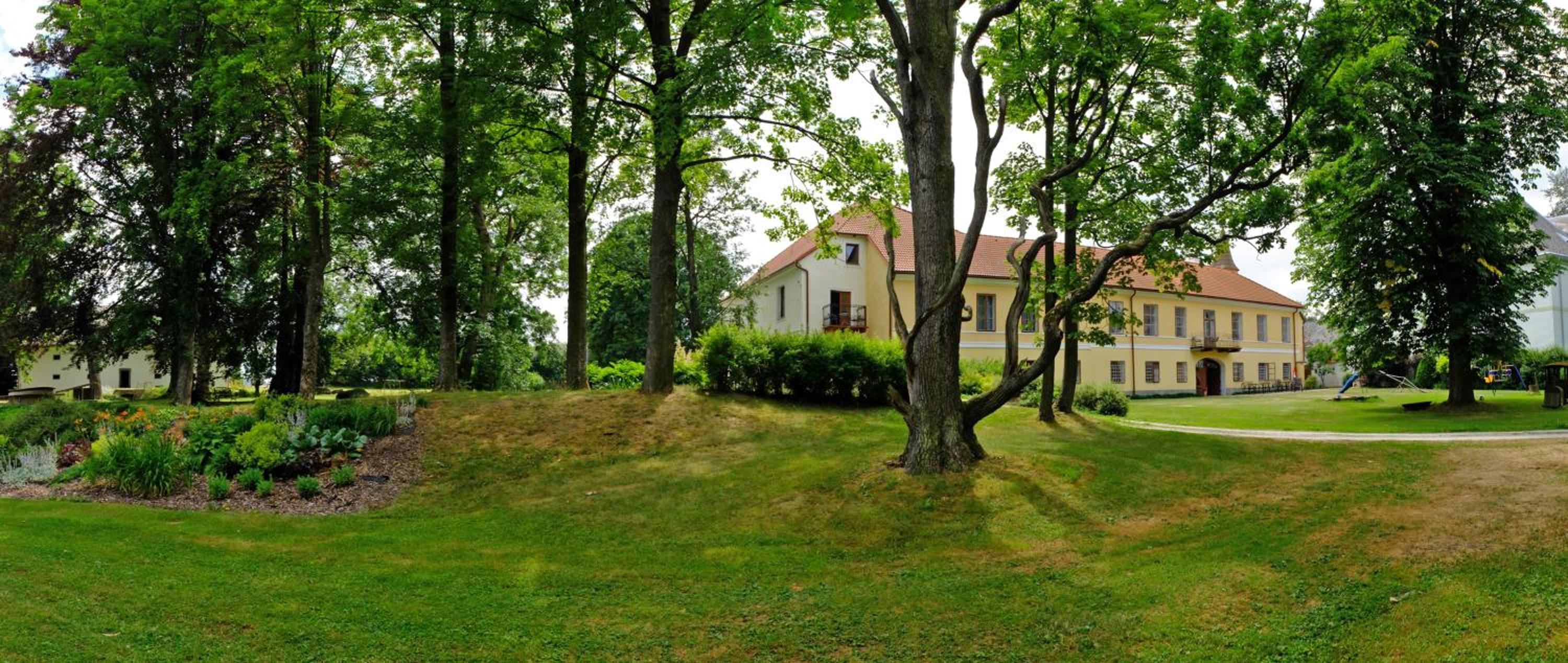Zámek Jindřichovice