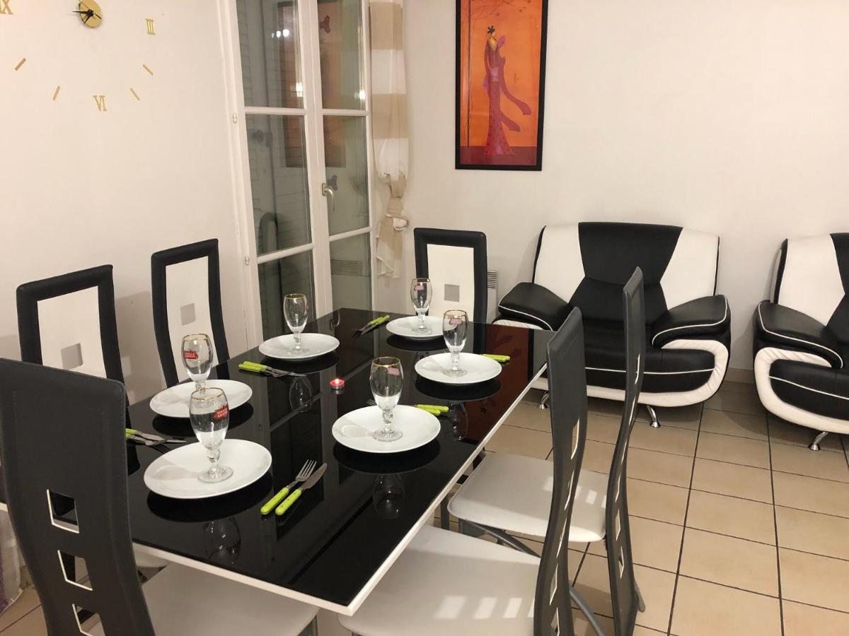 Abisha Disney Apartment