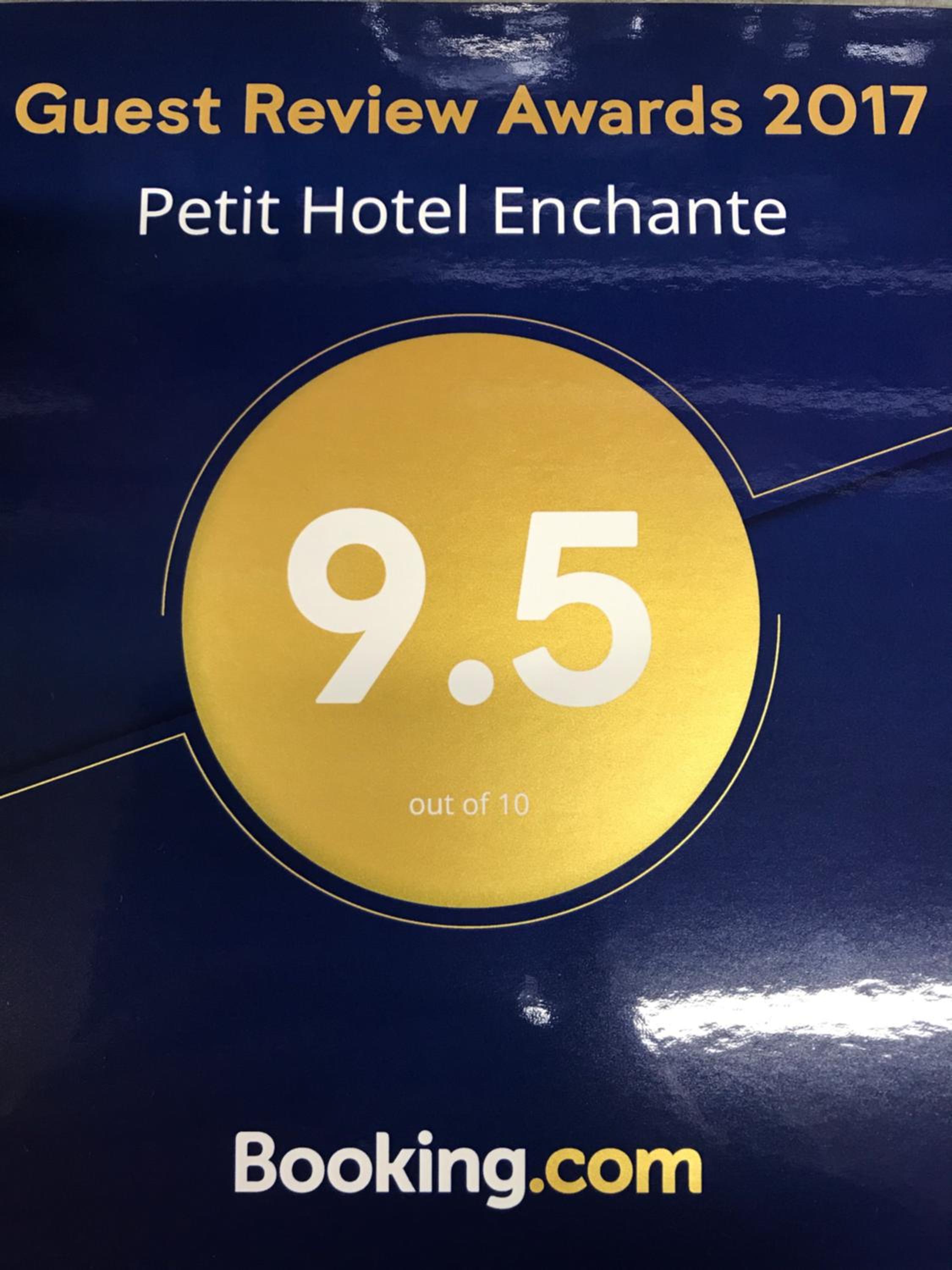 Petit Hotel Enchante