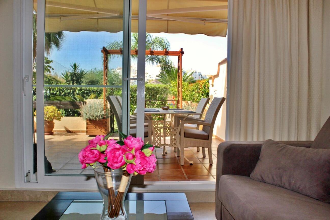 Hotel Apartment Andalusia - Image 1