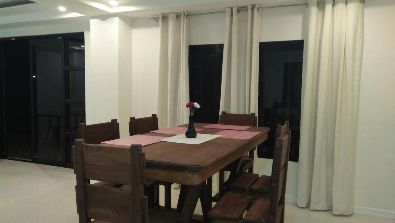 The Guest House Laoag