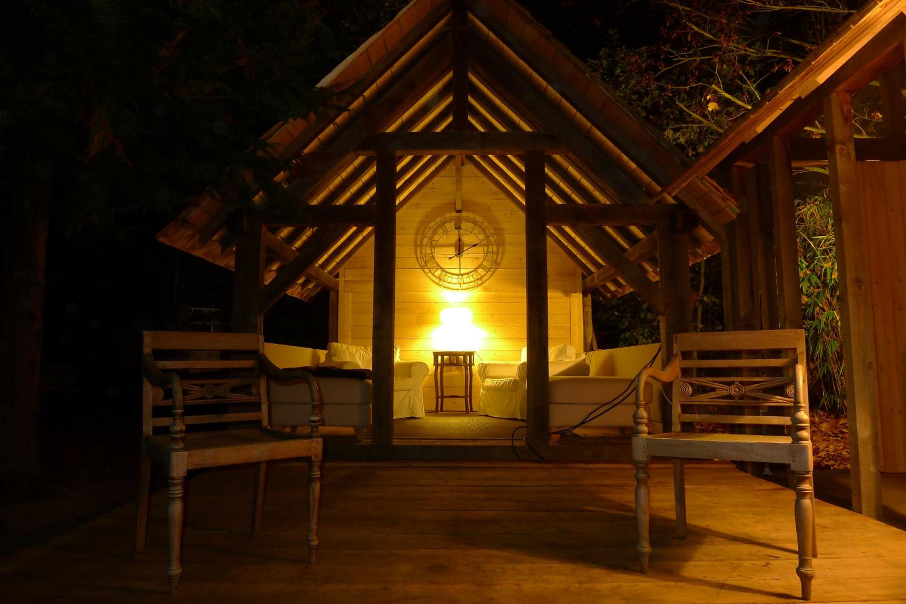 Photo 42