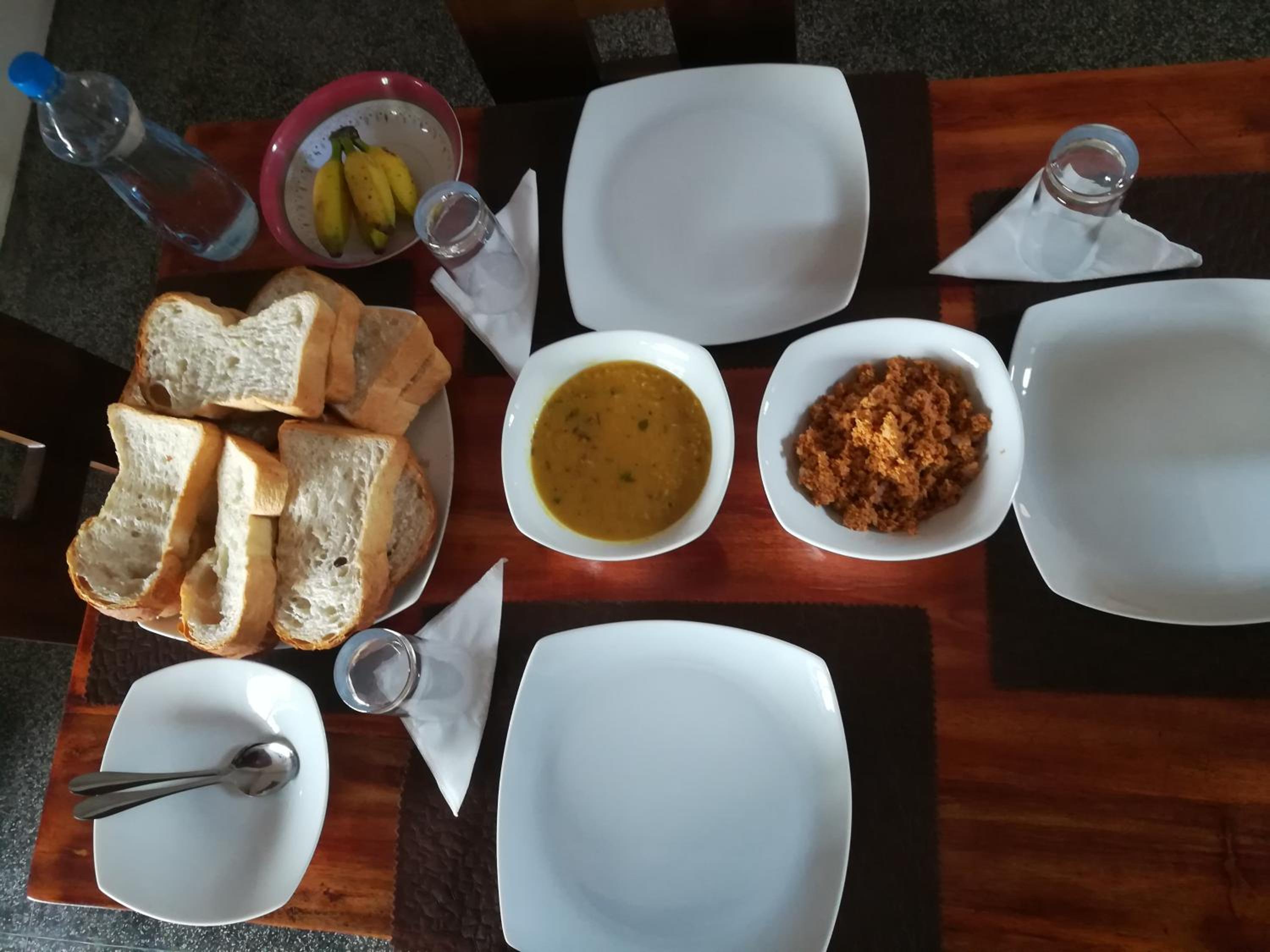 Dayanithi Guest House