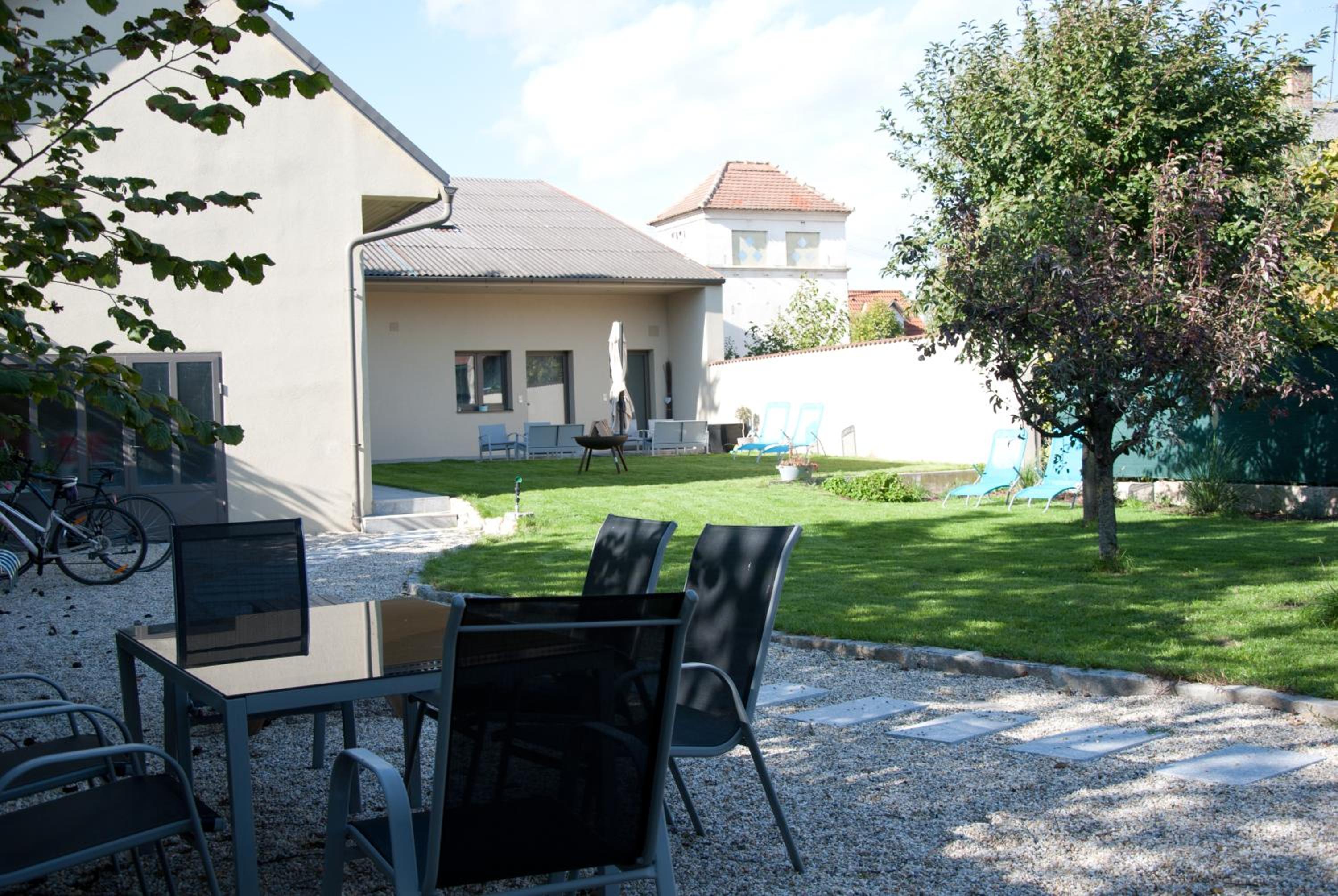 Sabines Apartments Ferienwohnungen