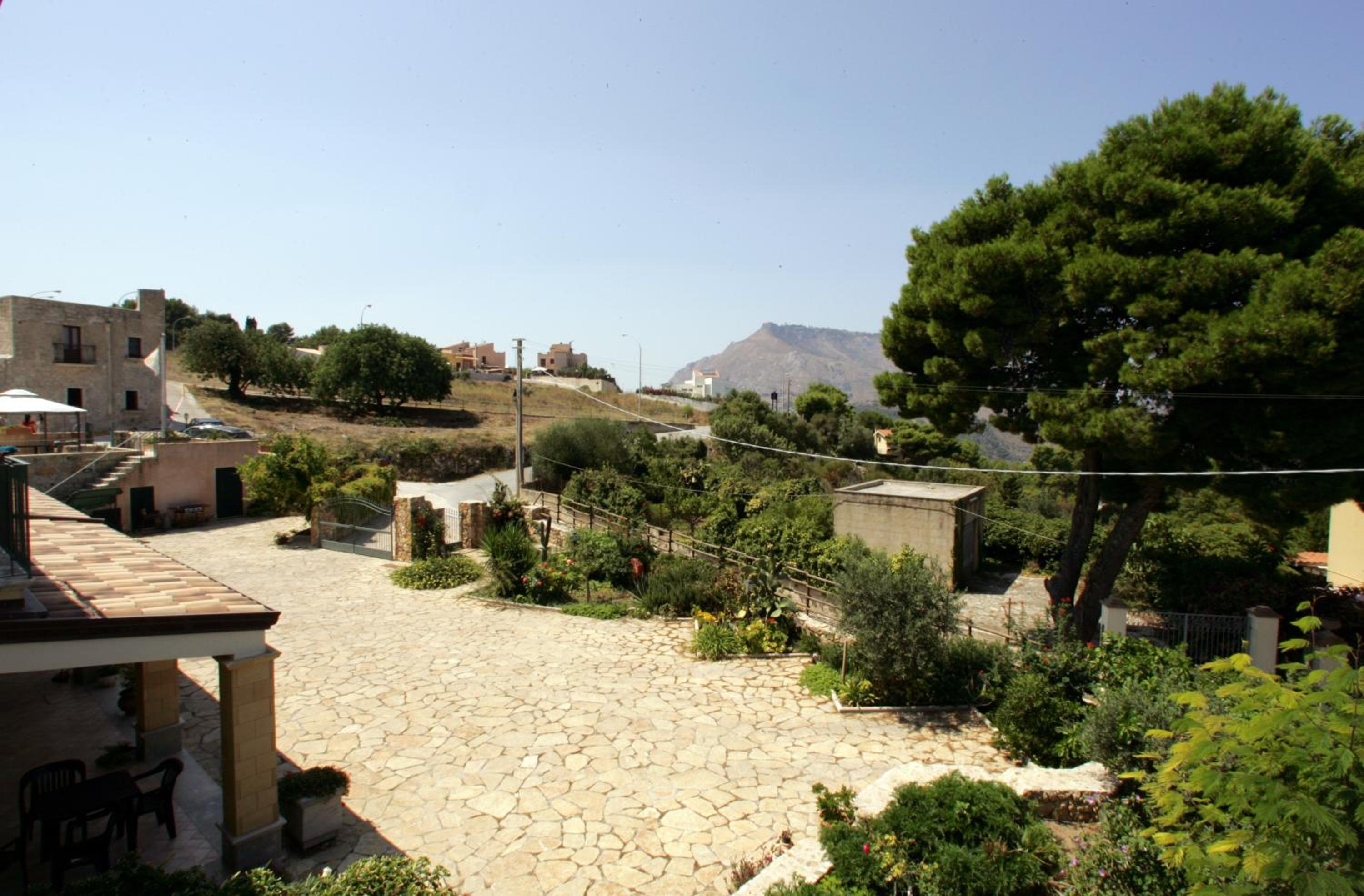 Photo 47