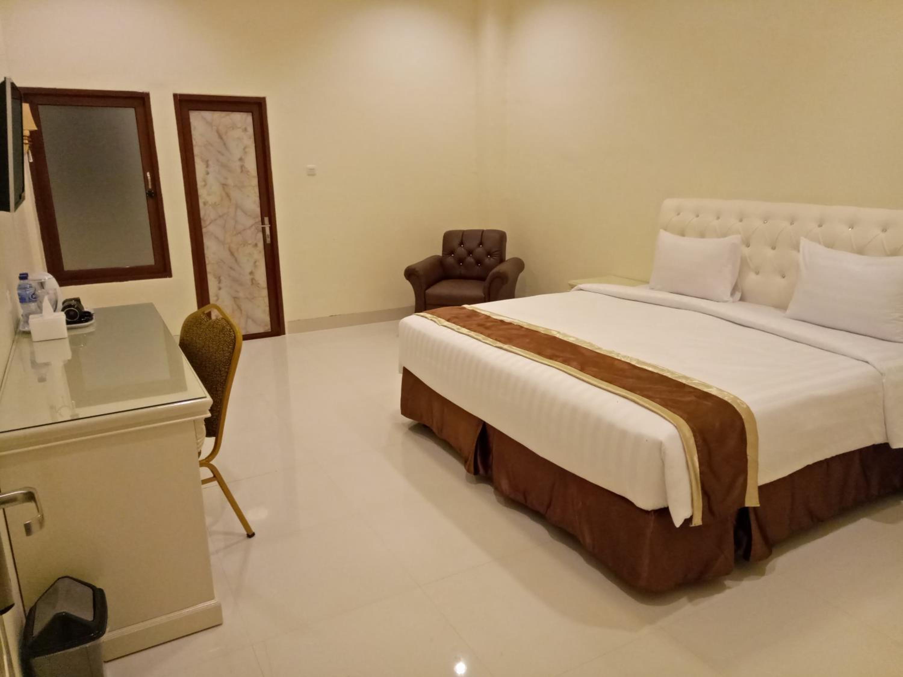 Grand Town Hotel Mandai