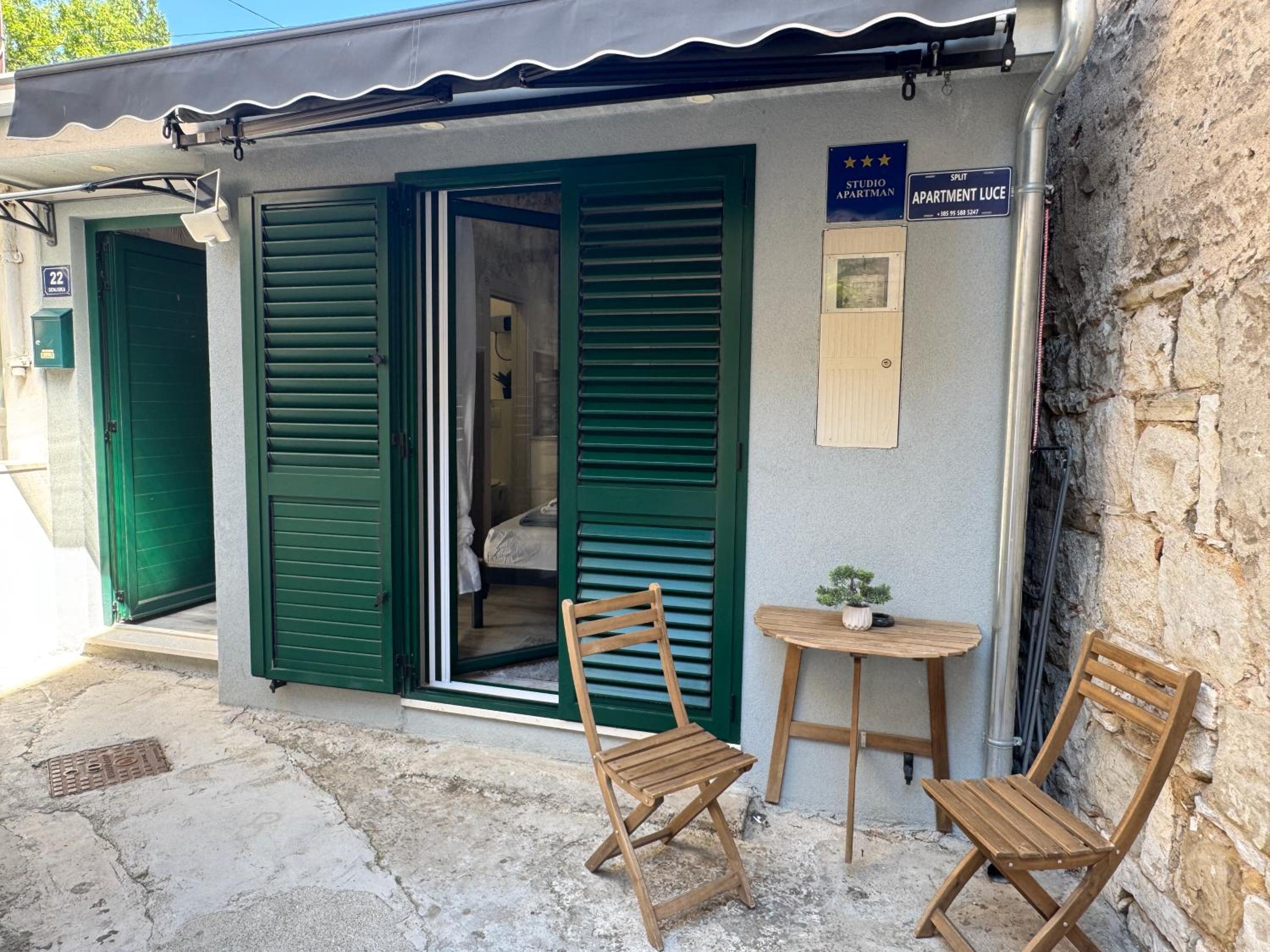 Supreme Location-Old Town Apt Luce City Centre