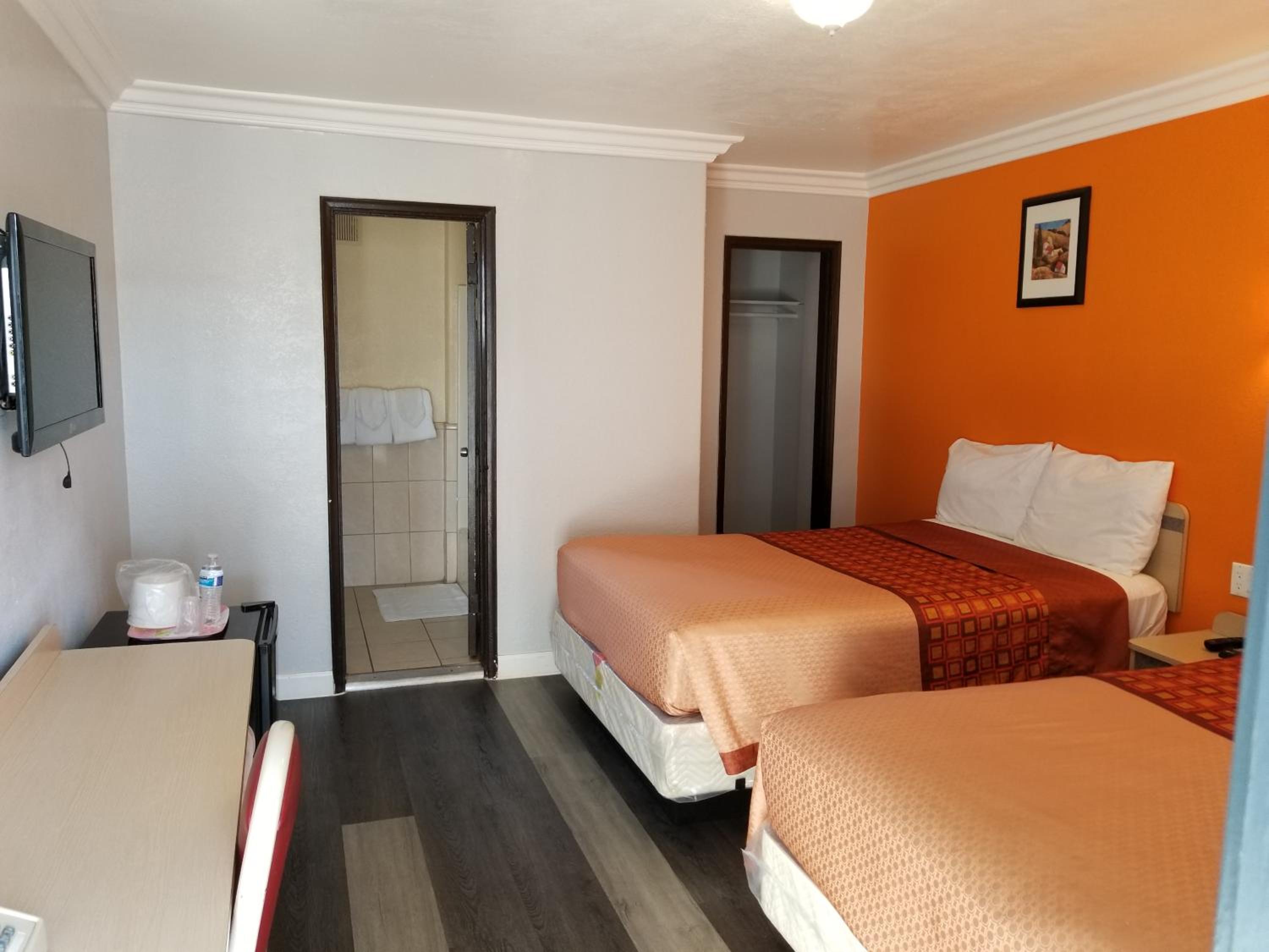Value Inn Hollywood