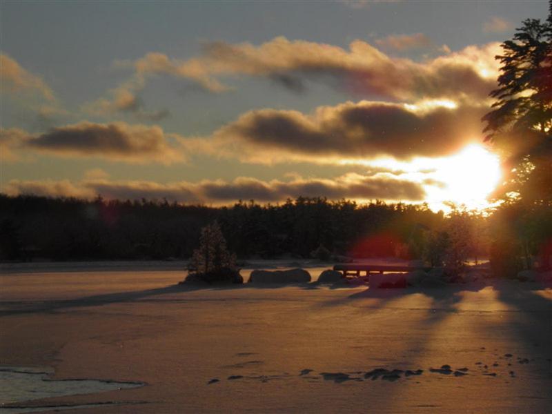 Westwind Inn on the Lake