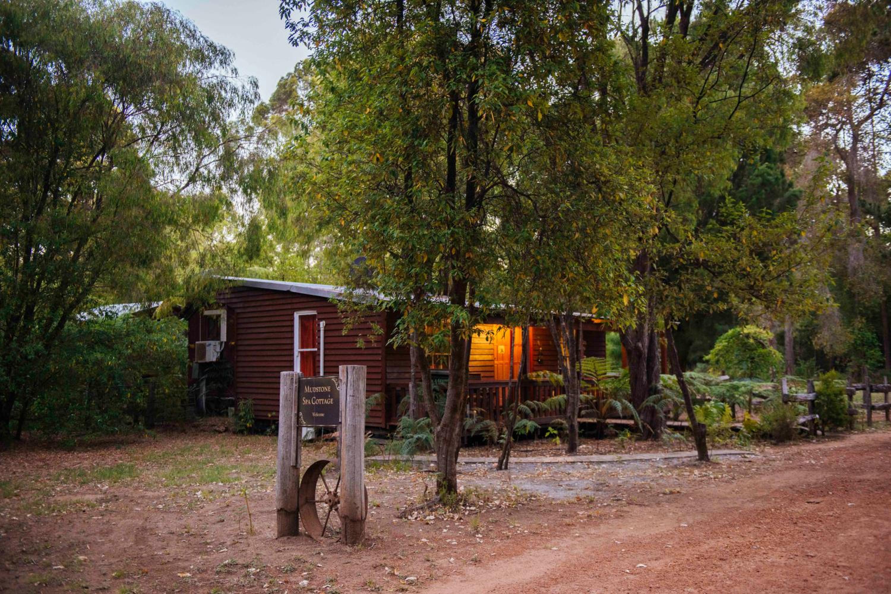 Mudstone Spa Retreat