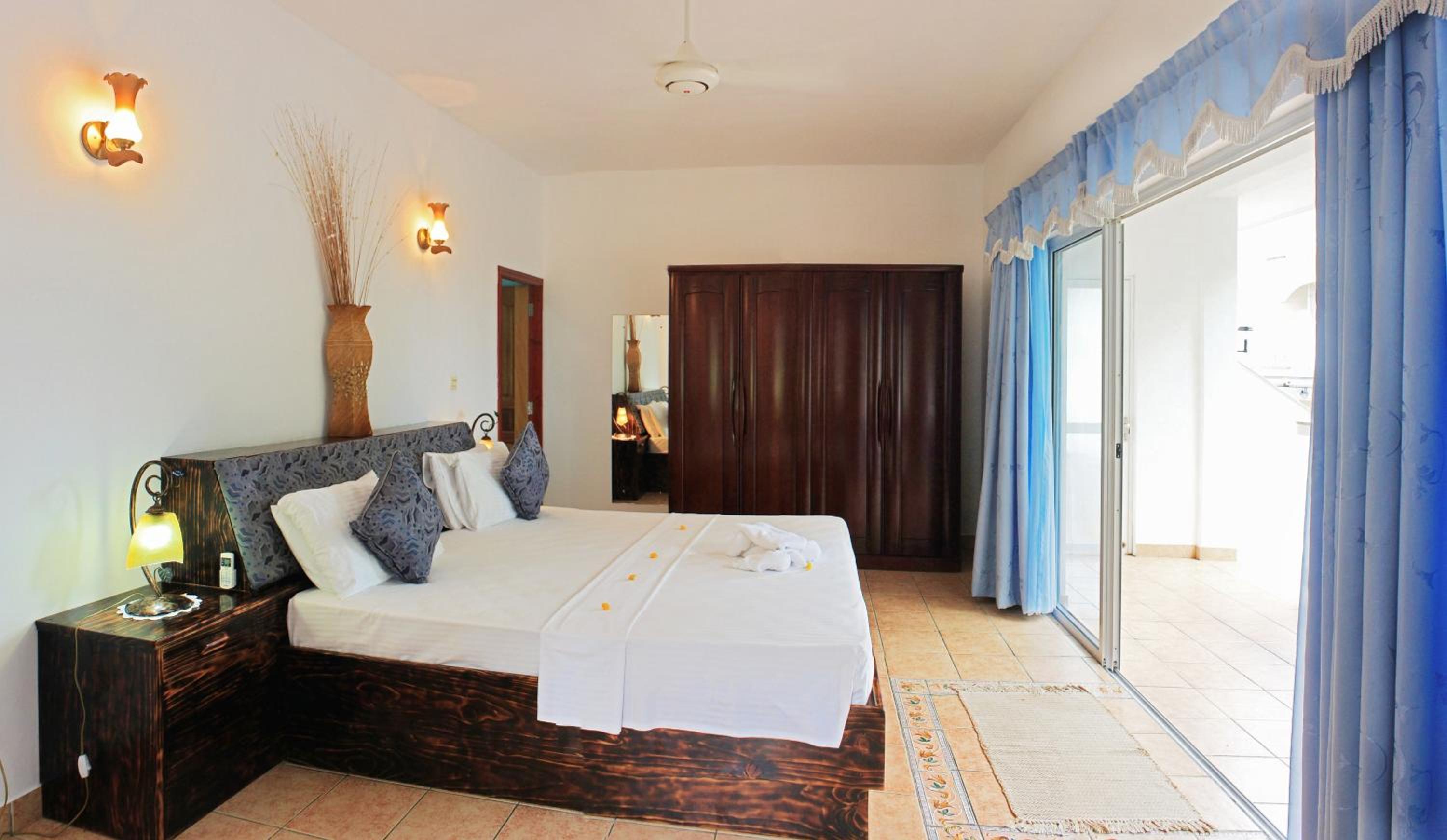 Divers Lodge Guest House photo 5