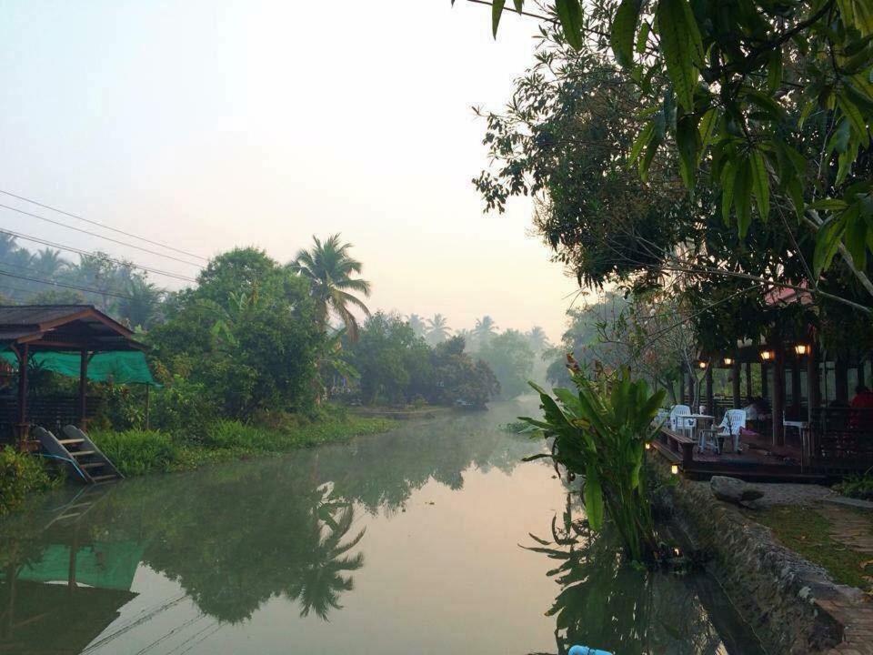 BaanSuanLeelawadee Resort Amphawa