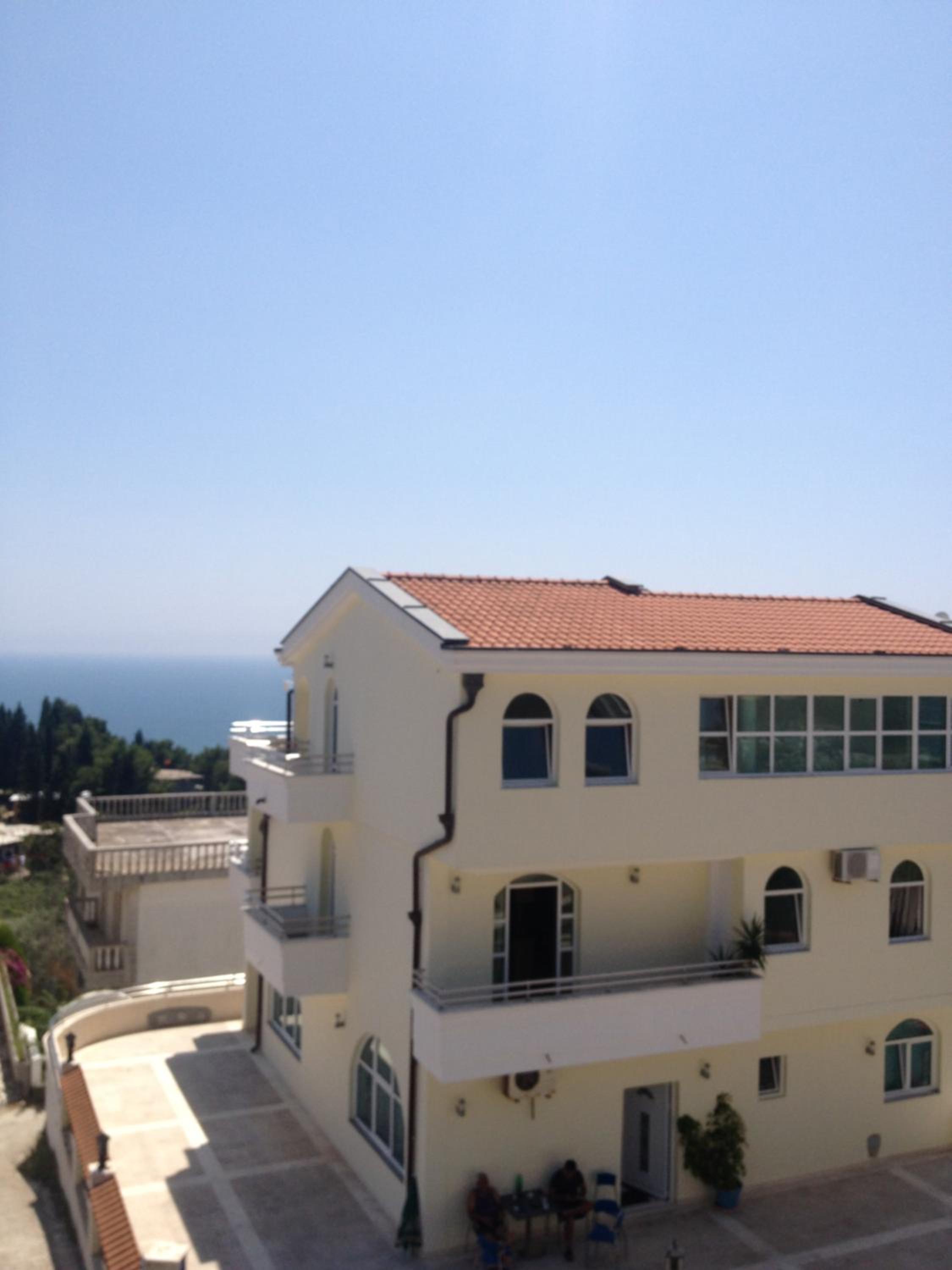 Blue Sky Apartments-Ulcinj, Montenegro view 2