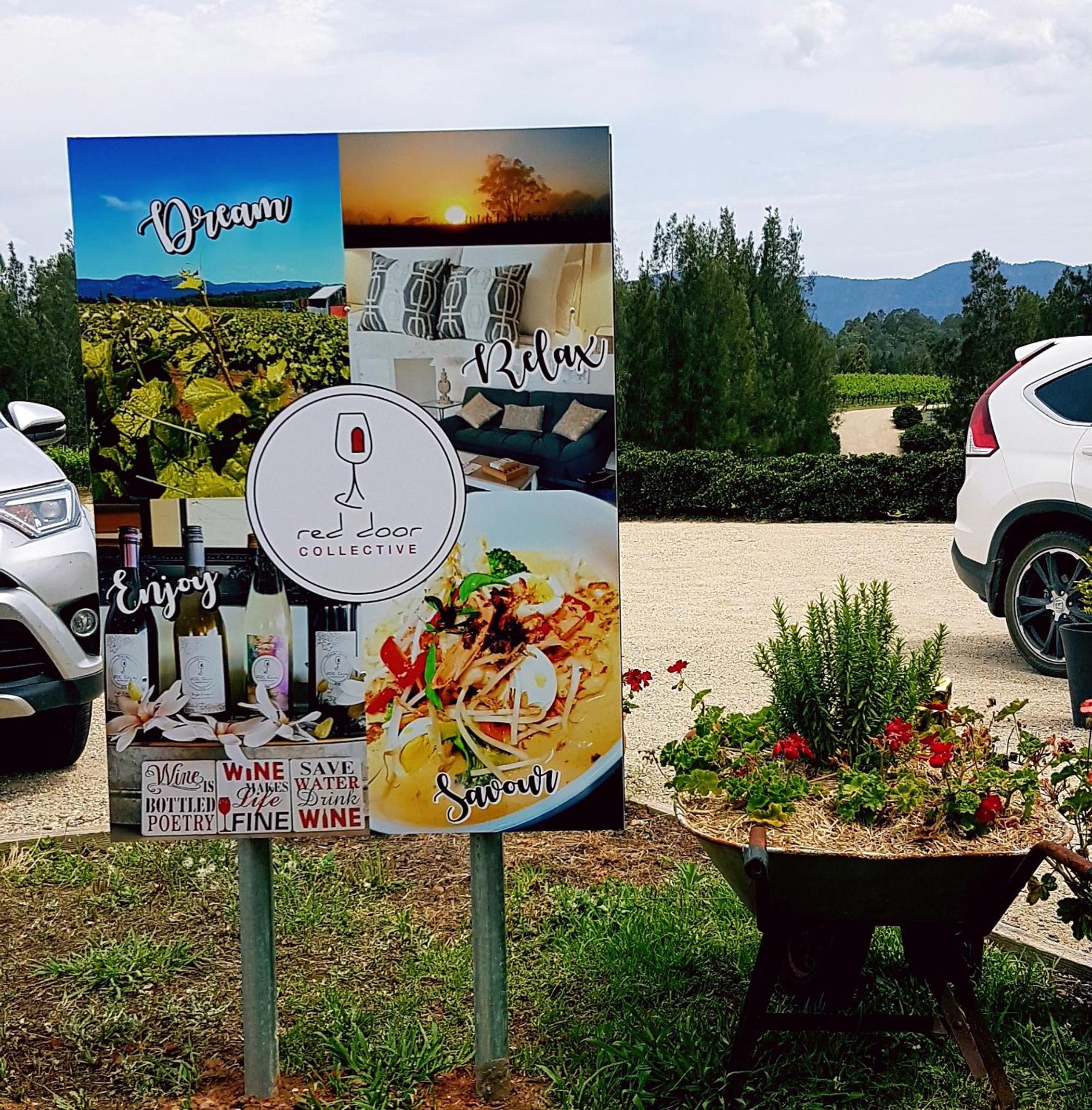 Red Door Collective - RDC Vineyard Estate, Luxury Adult Only Stay