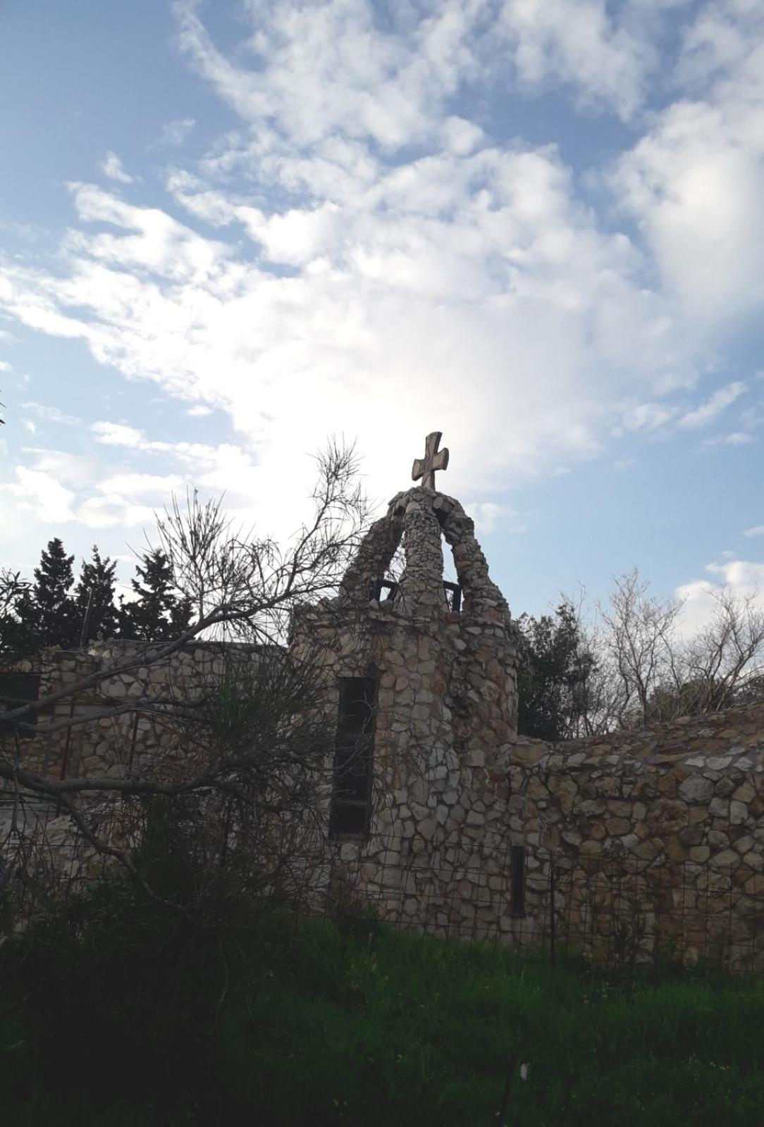 Photo 32