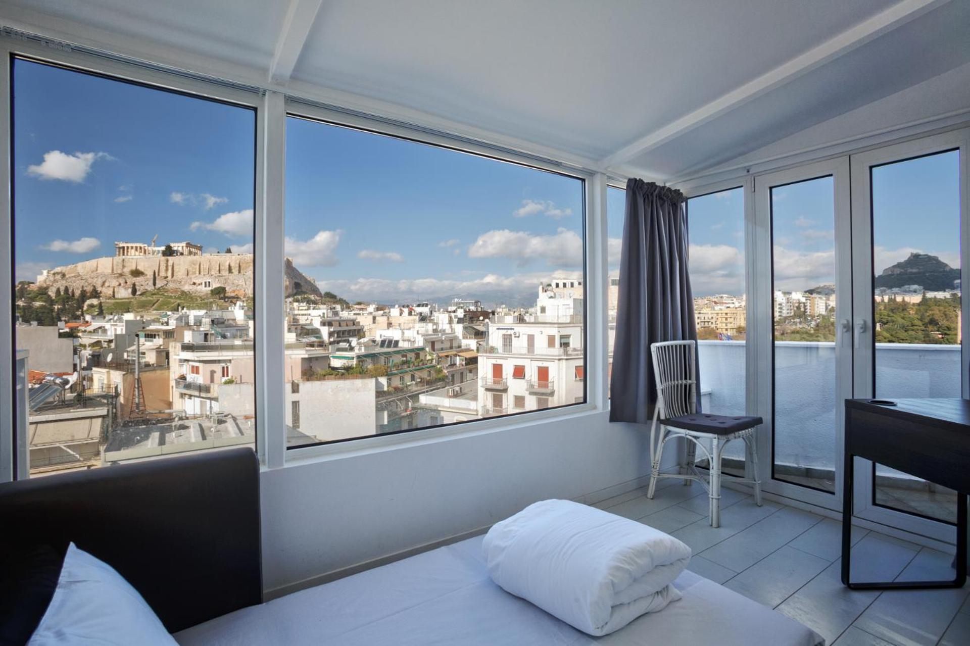 Bright Apartment with Stunning Acropolis Views! SG5