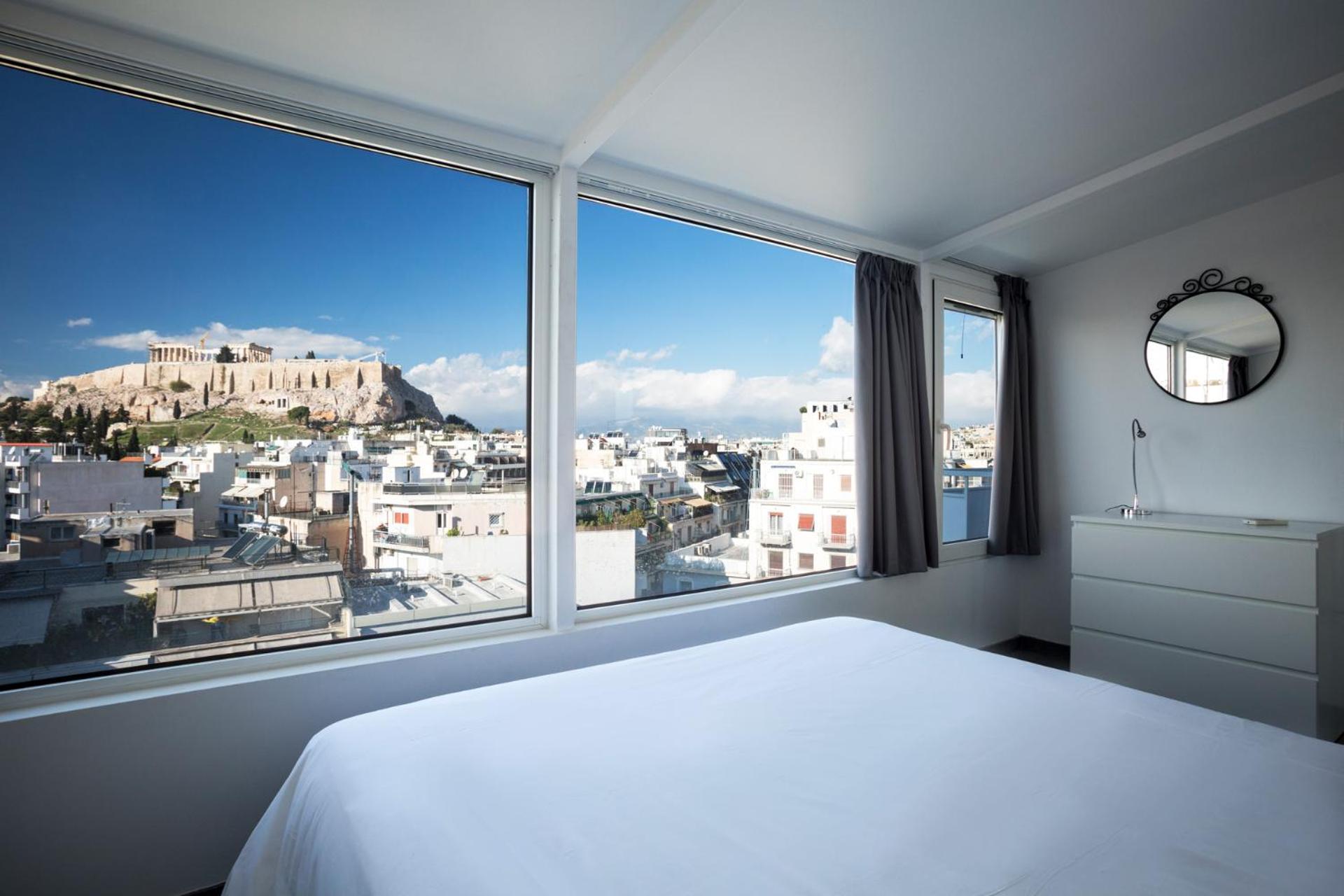 Bright Apartment with Stunning Acropolis Views! SG5