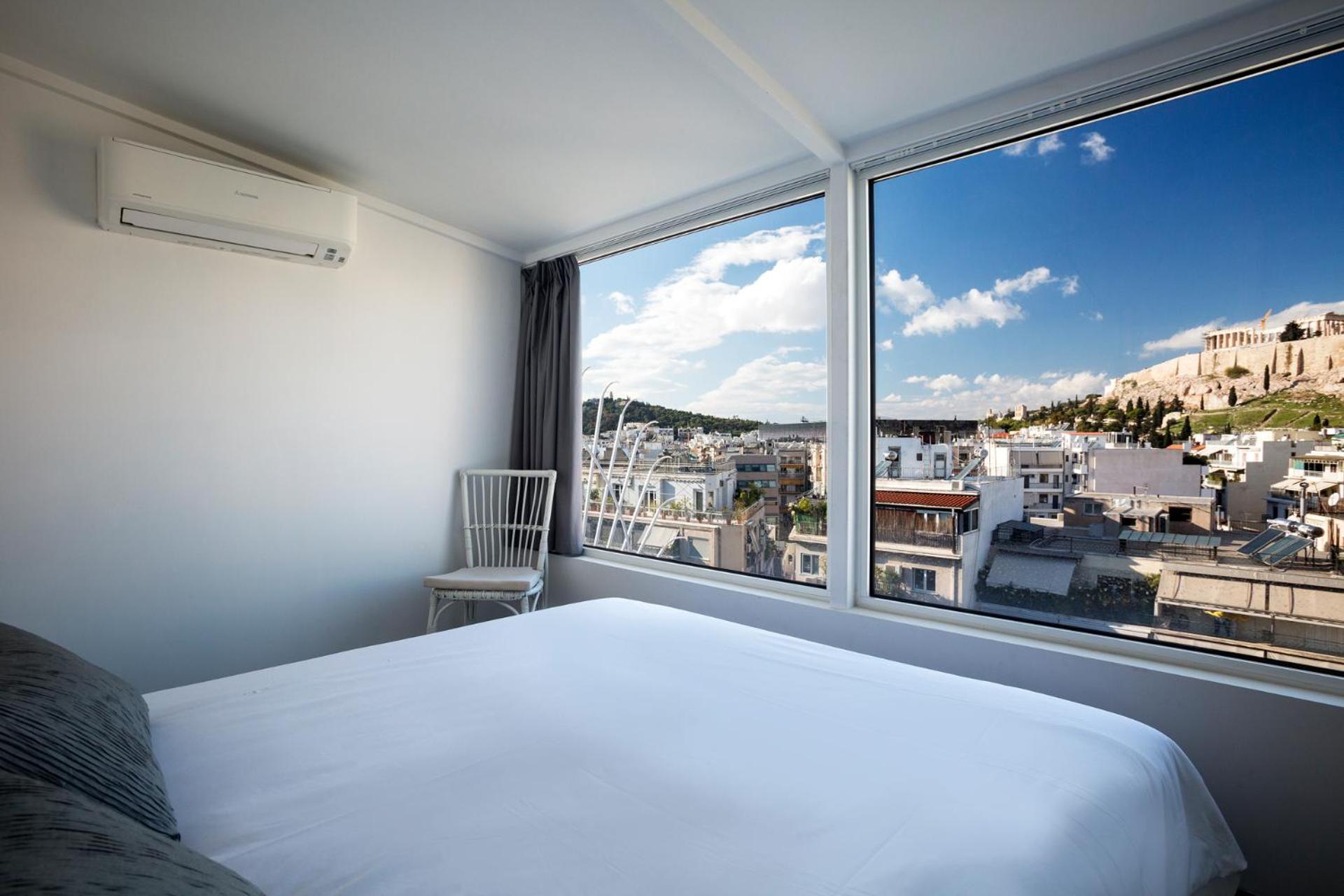 Bright Apartment with Stunning Acropolis Views! SG5