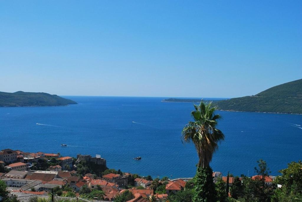 Holiday Home Panorama House view 2