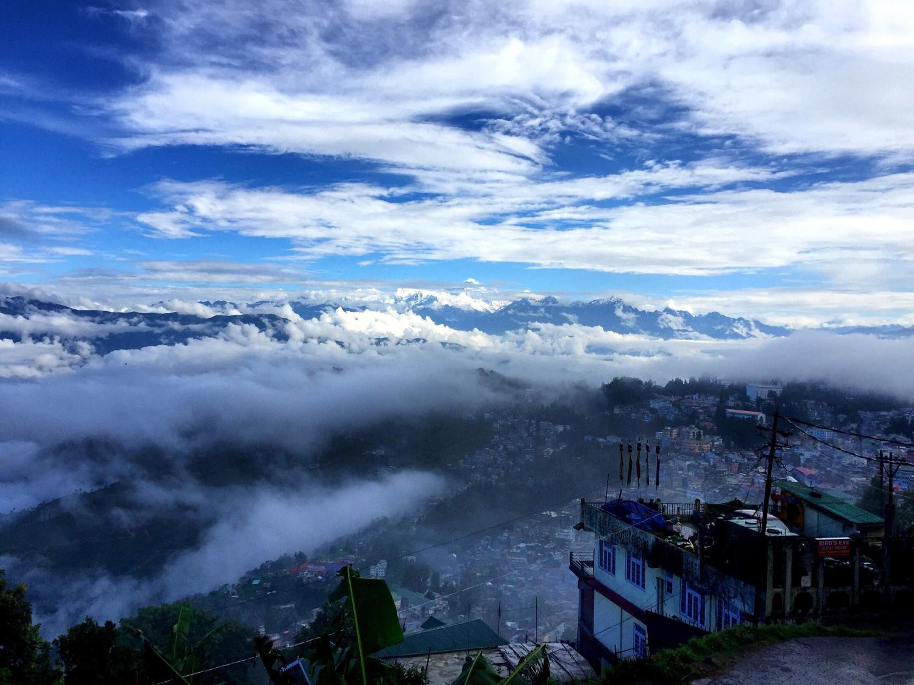 Darjeeling Heights - A Boutique Mountain View Homestay view 2