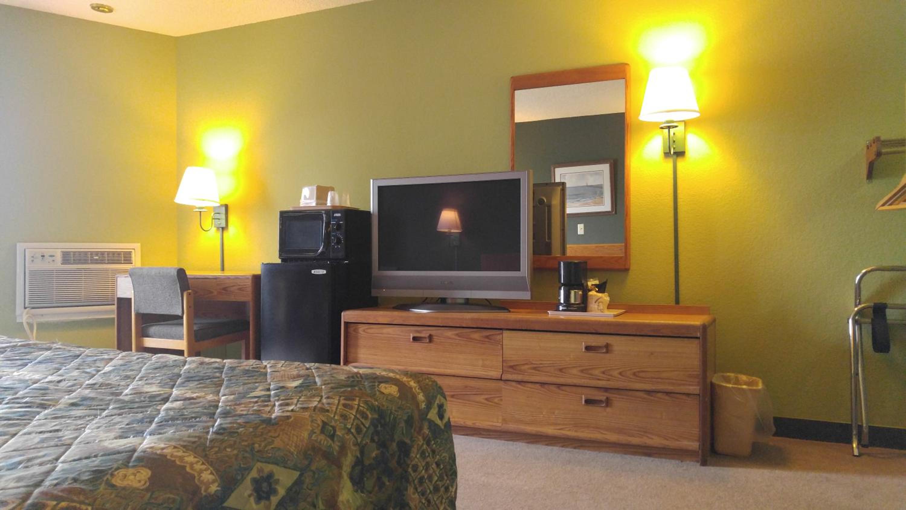 Harbor Lights Lodge