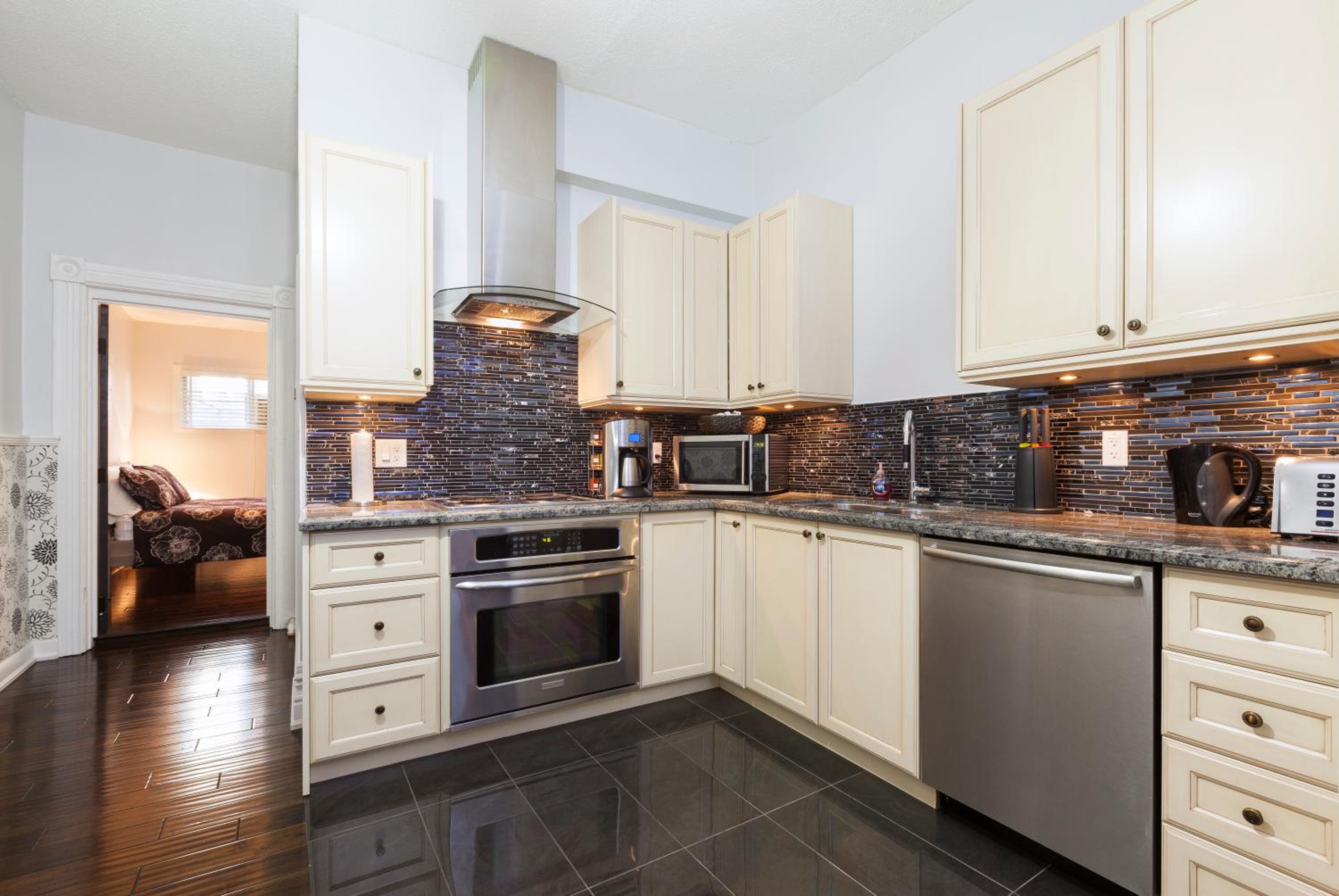 NB Urban Luxury Suites
