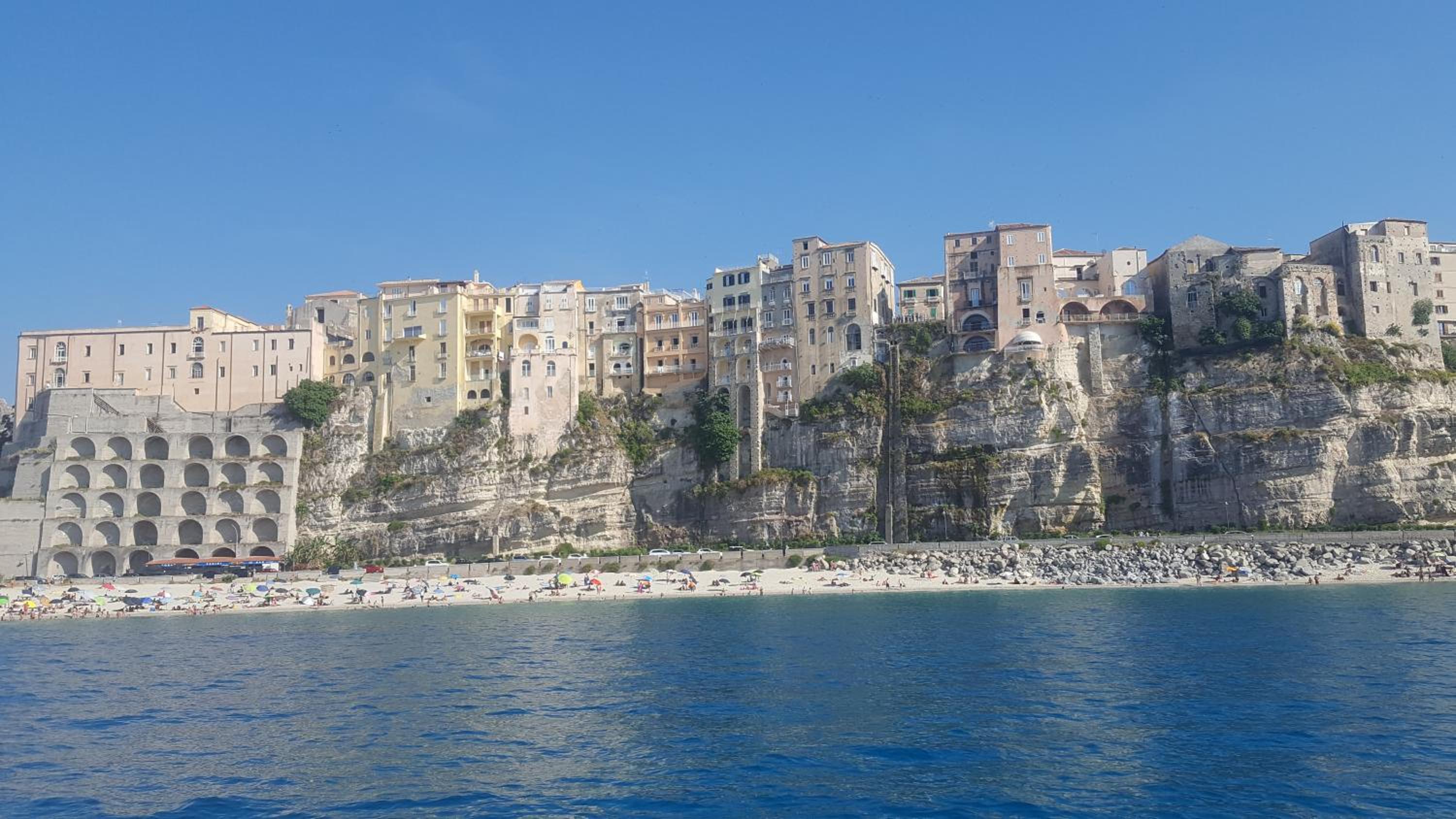 Villa Adua