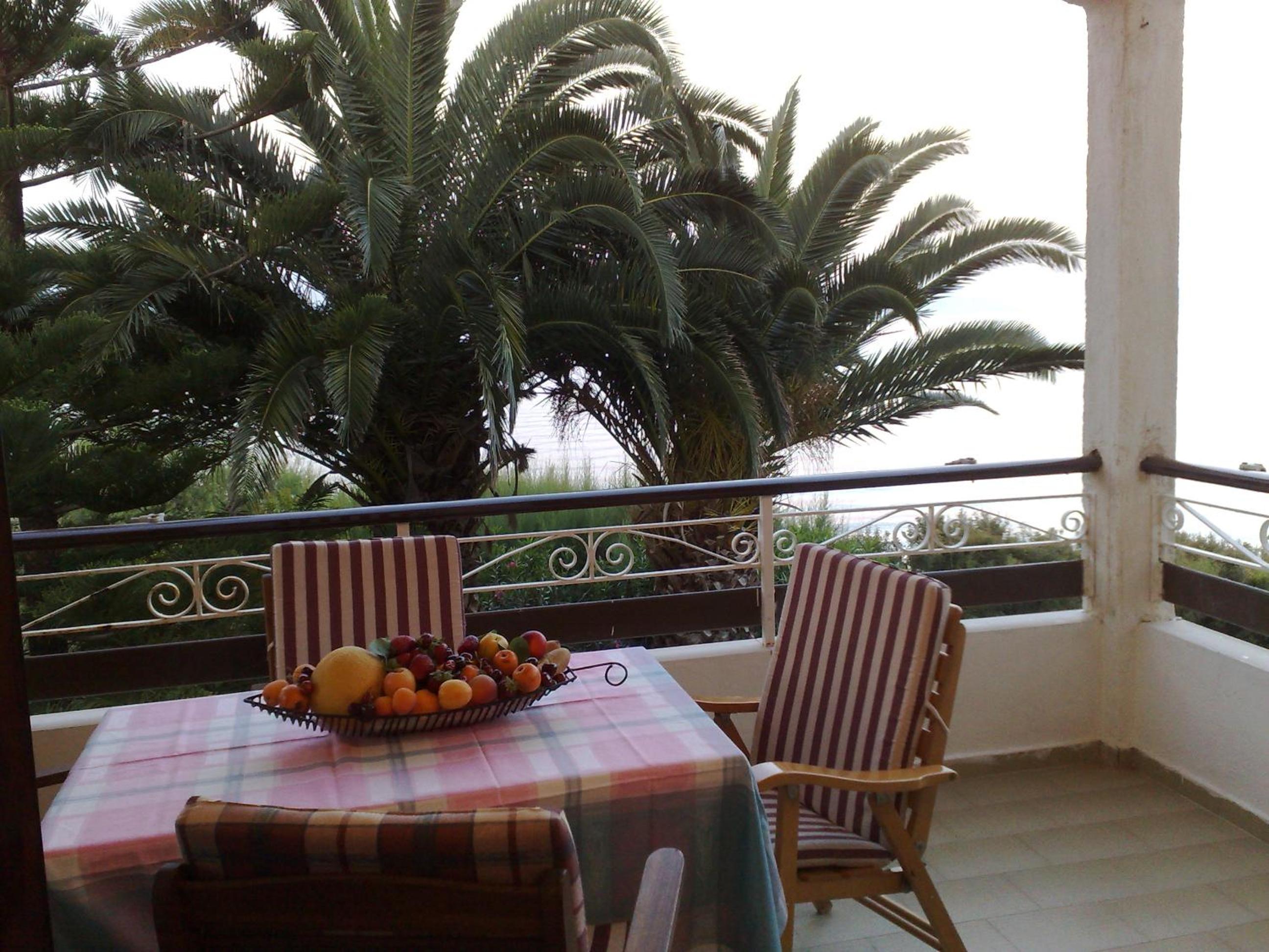 Lefkada Beachfront Apartment