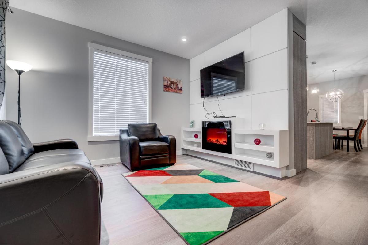 Three-Bedroom House with Walk-in Closet #29 Sunalta Downtown