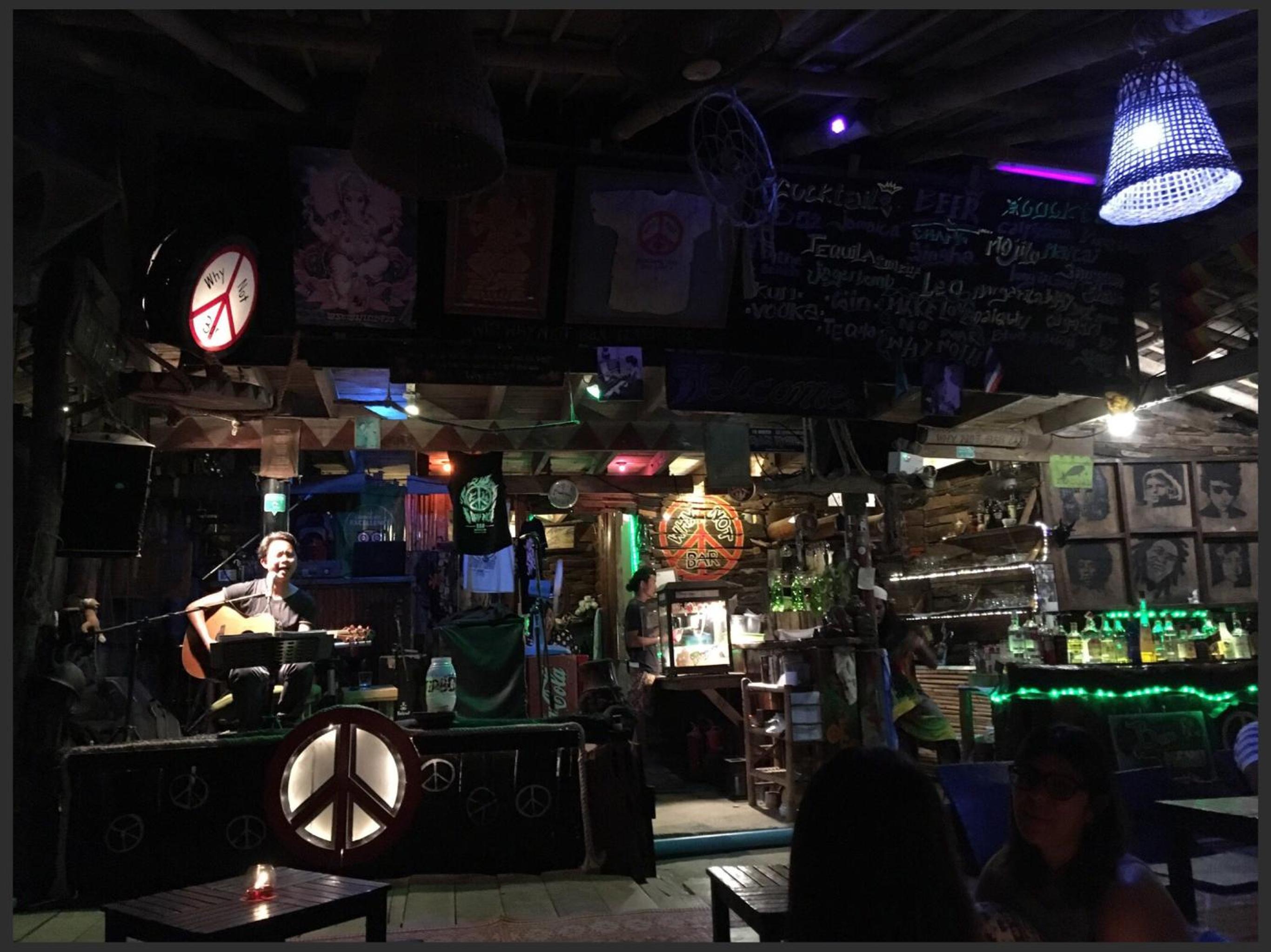 Aha Lanta Cozy Hostel