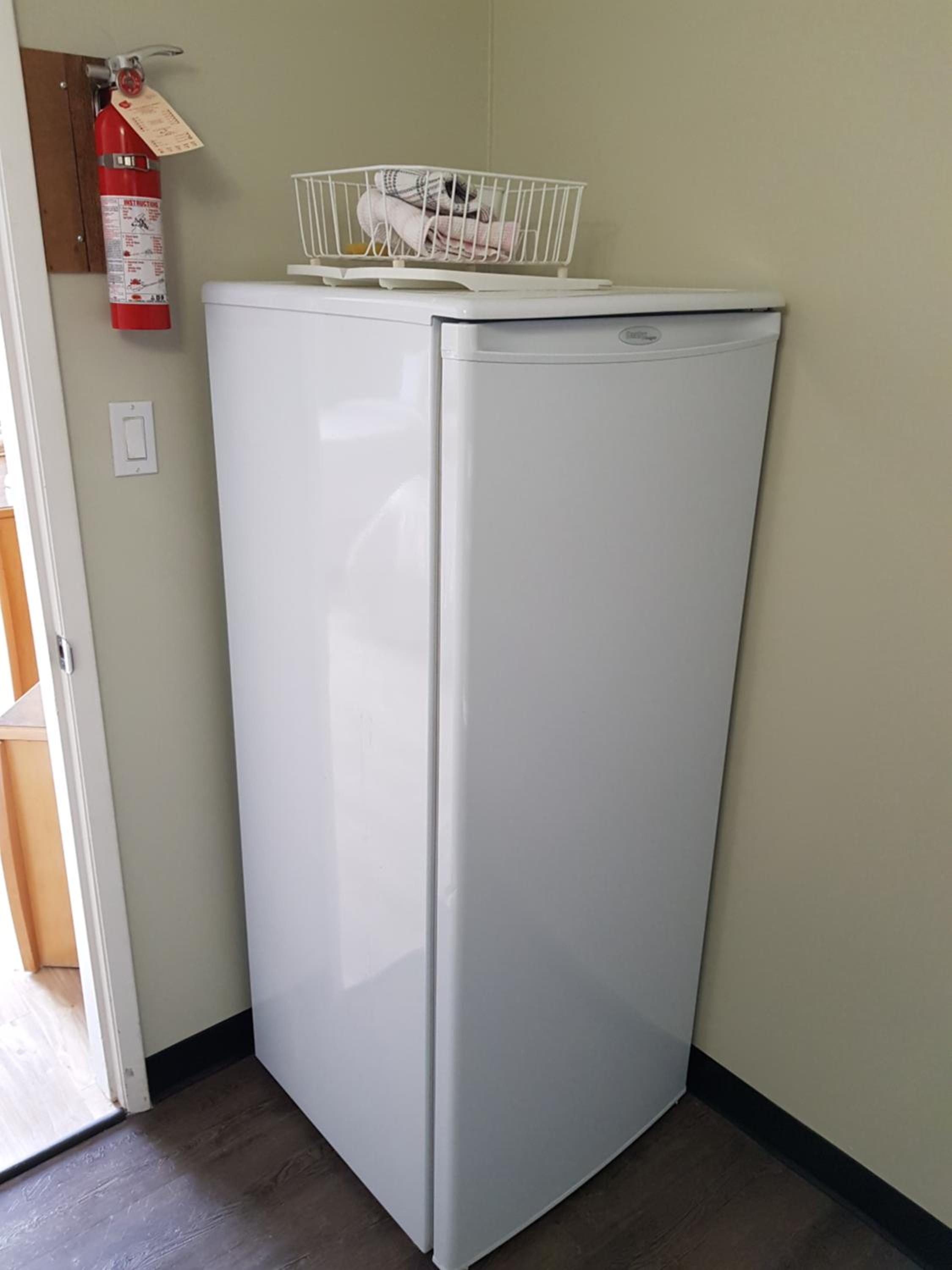 Golden Vacations - Days Inn by Wyndham Golden - Property Image 3