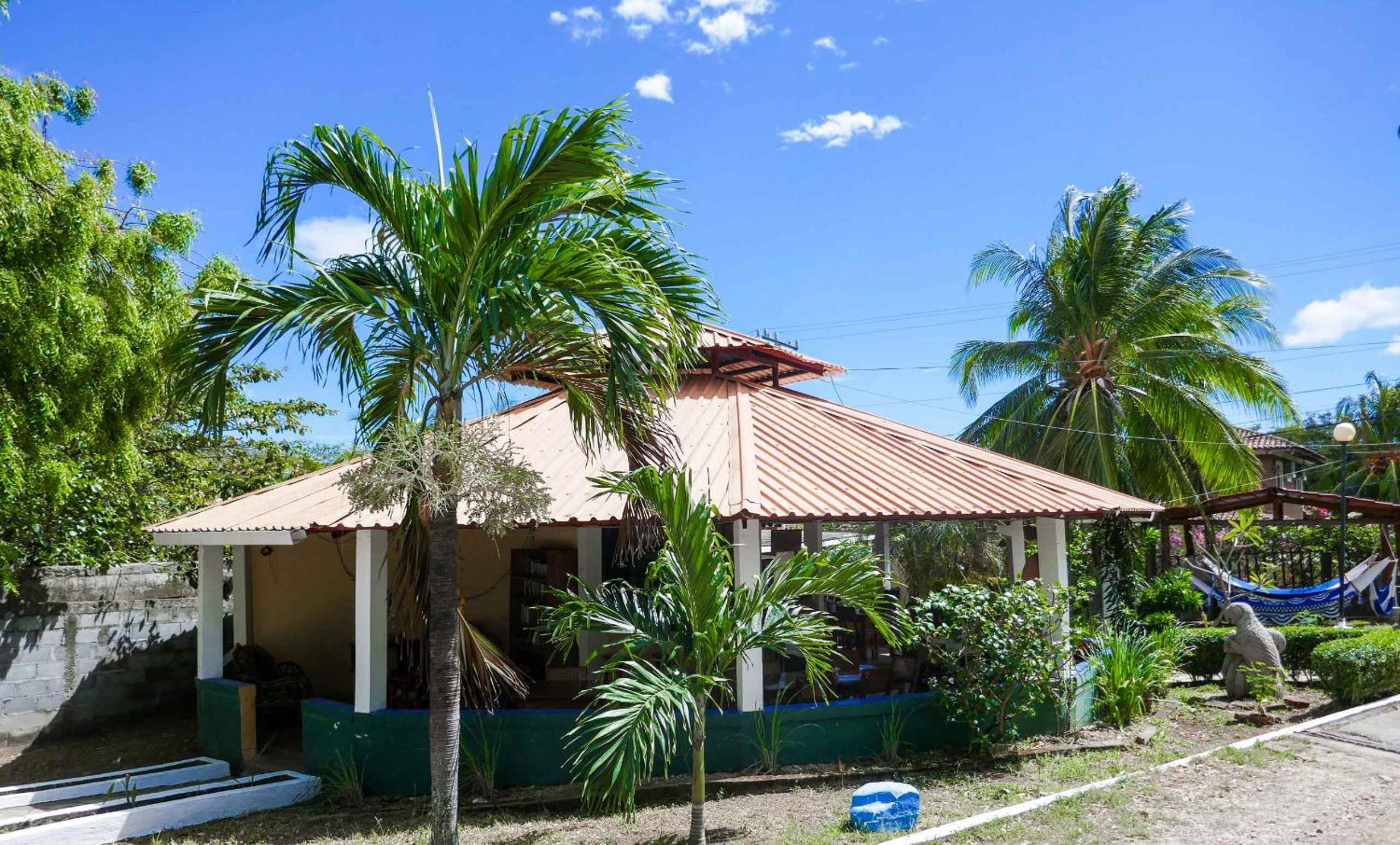 El Pacifico Hotel