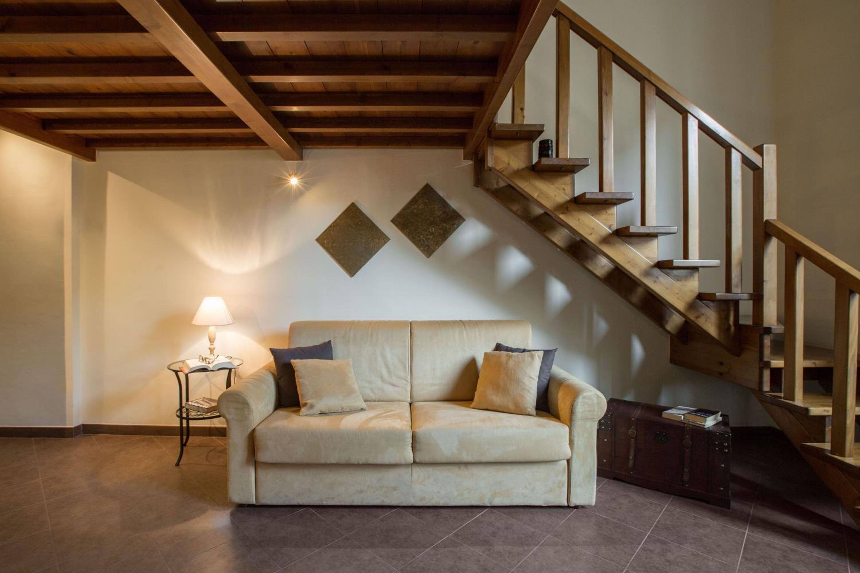 Charming Suite Cavour heart of Florence