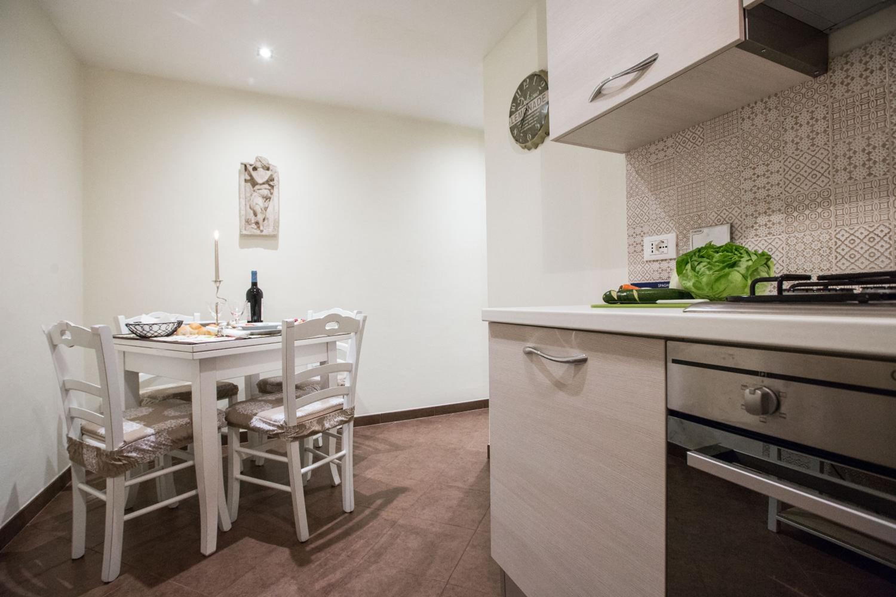 Charming Suite Cavour heart of Florence