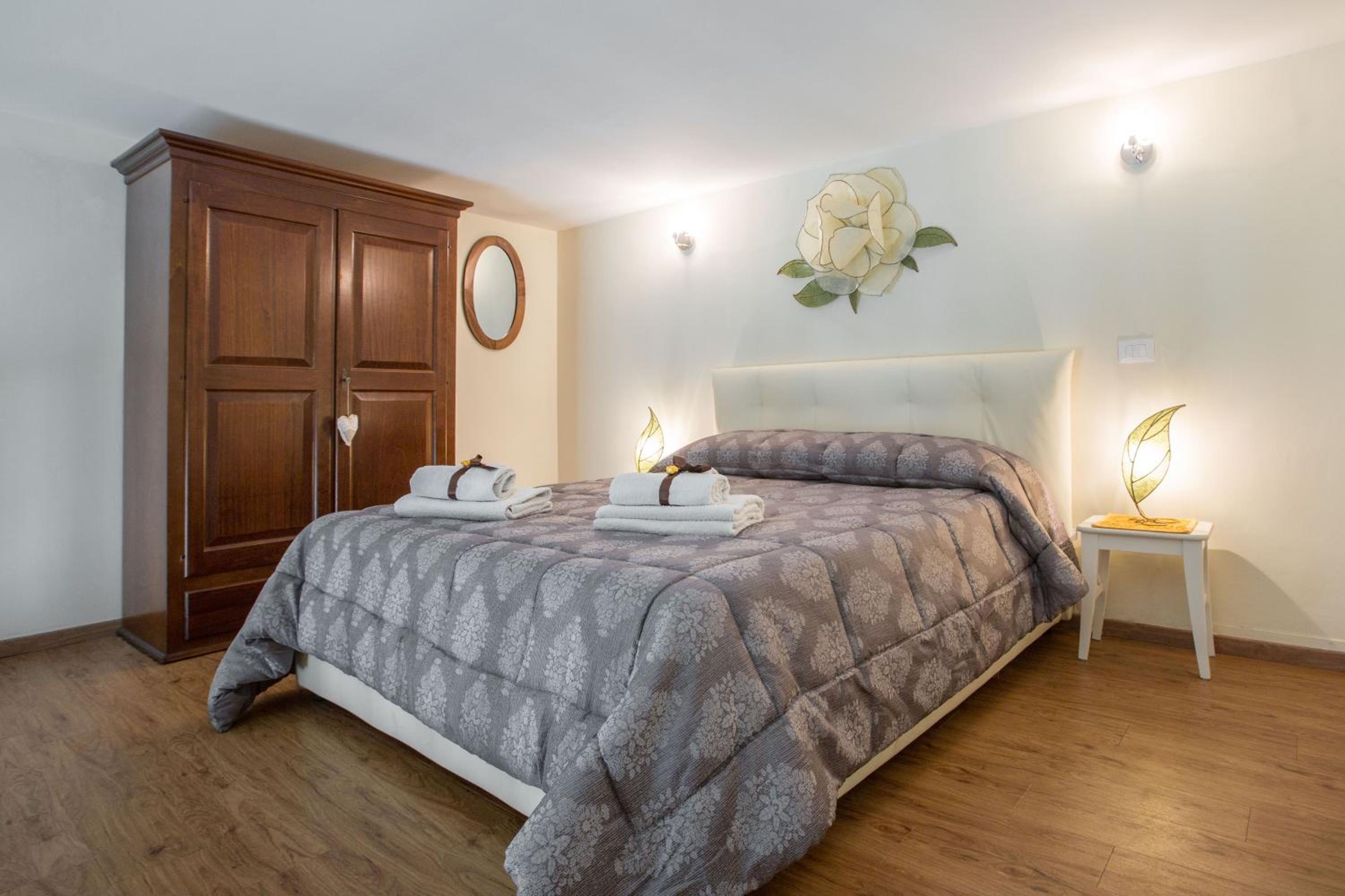 Charming Suite Cavour heart of Florence
