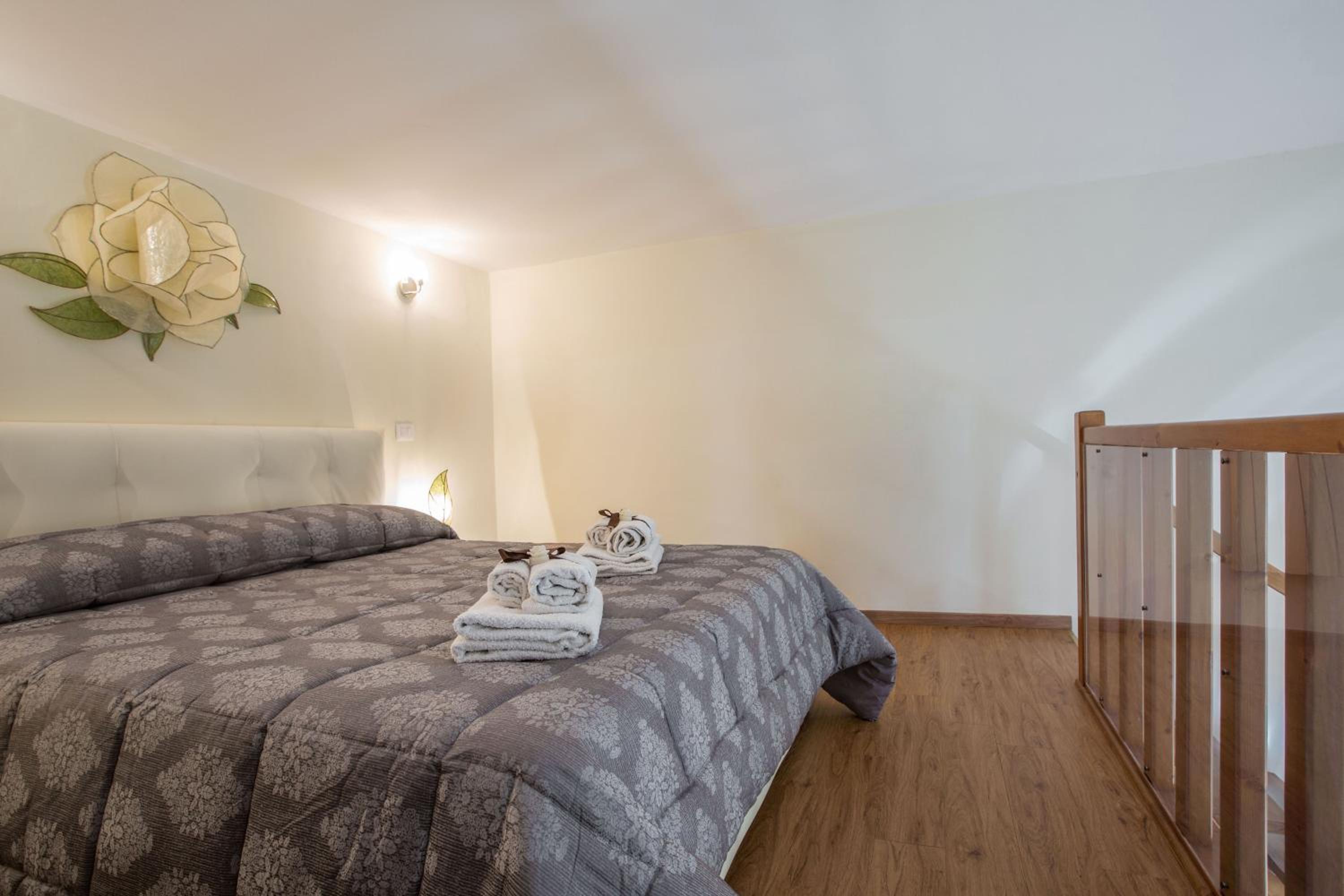 Charming Suite Cavour heart of Florence