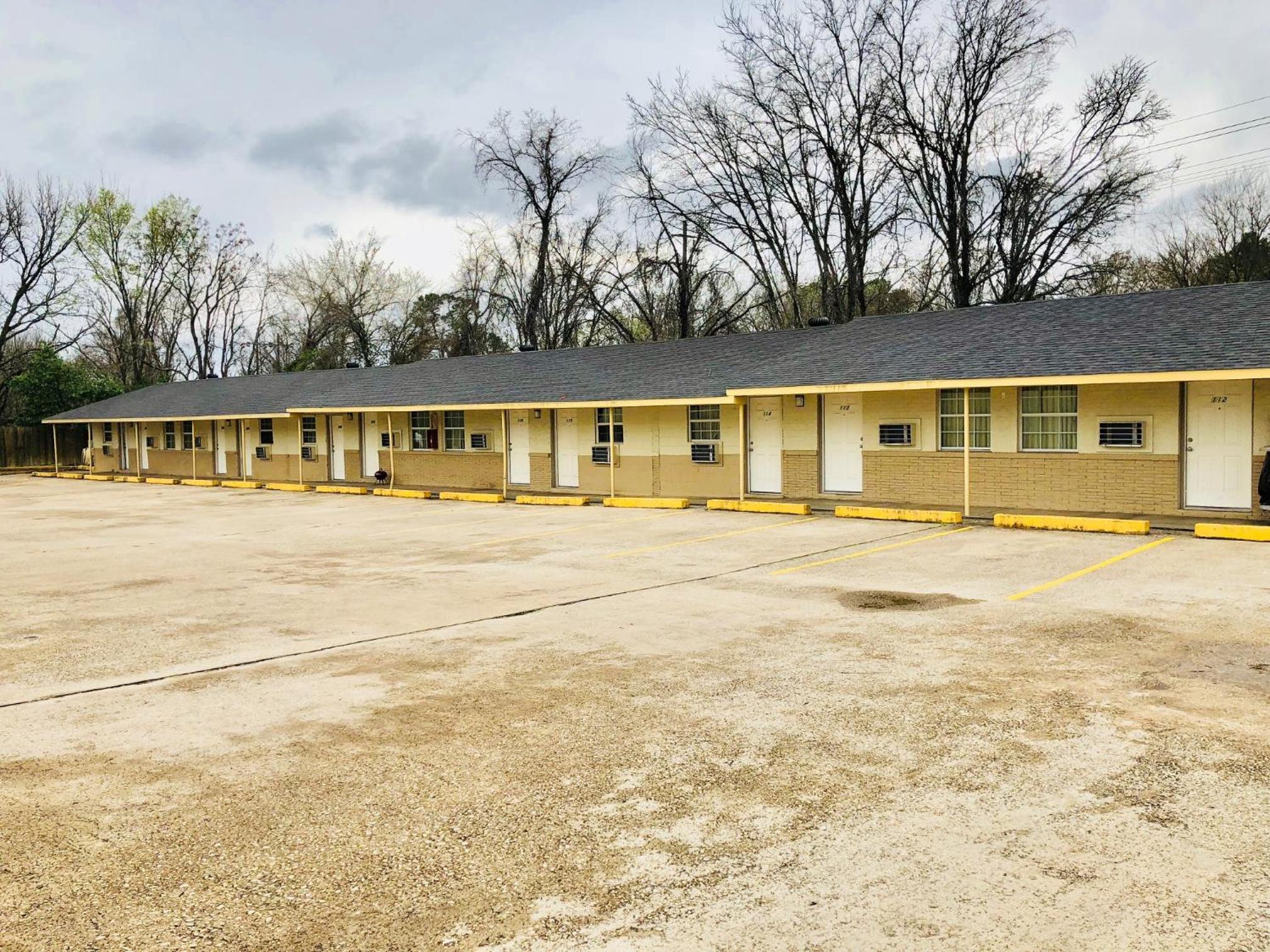 Marshall Vacations - Sunset Inn Longview - Property Image 4