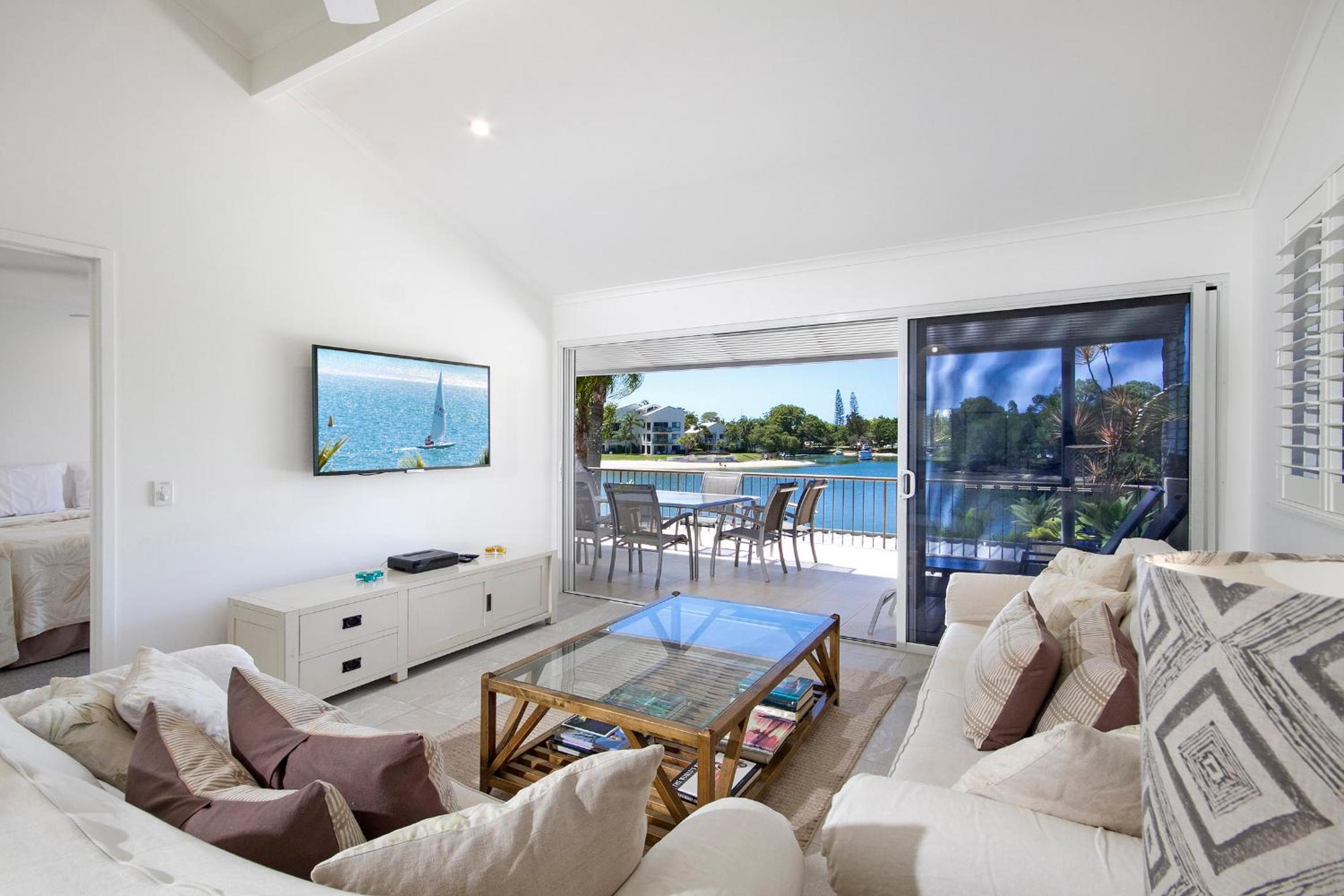 Noosa Haven Apt 12 Riverfront Elegance