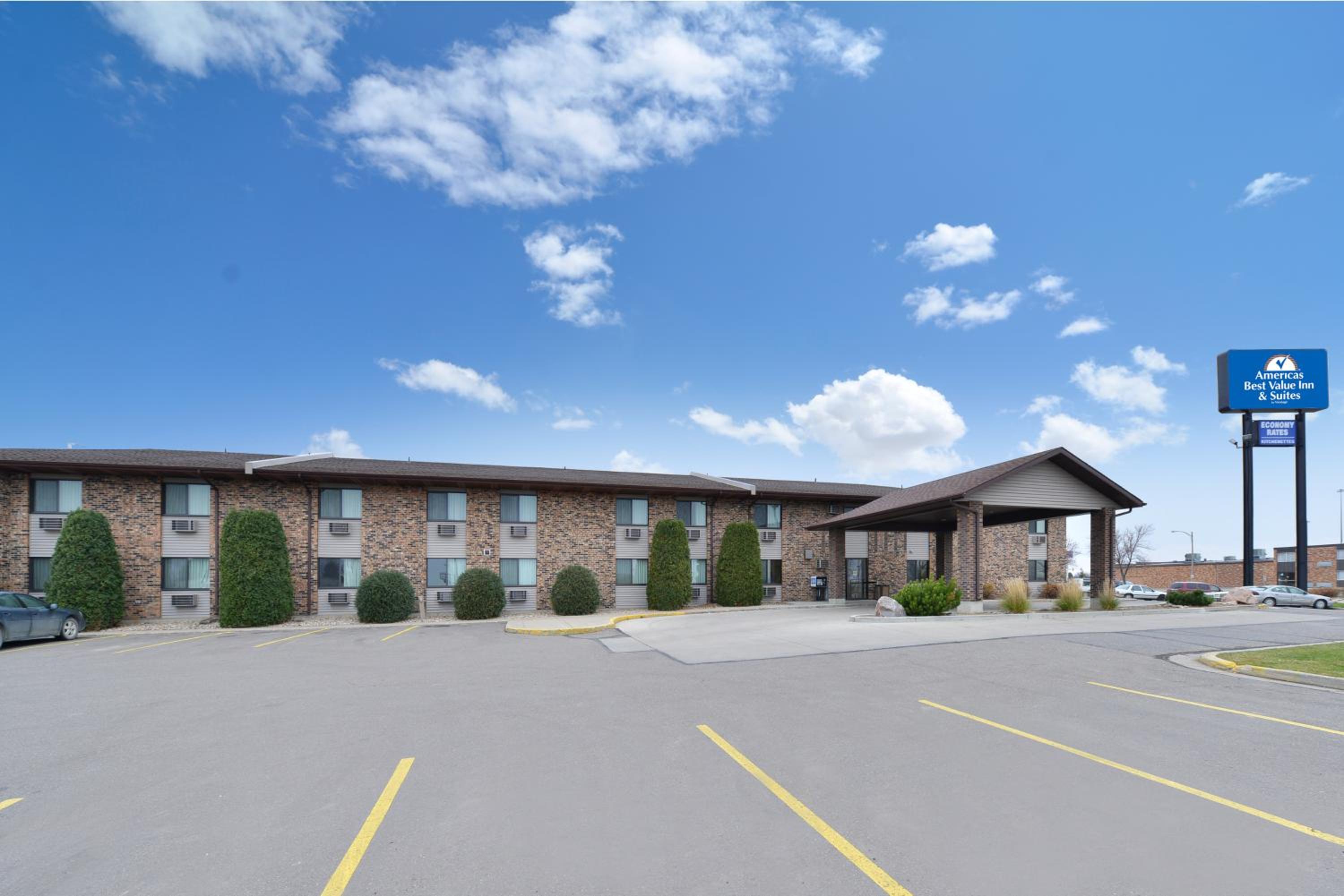 Bismarck Vacations - Americas Best Value Inn and Suites Bismarck - Property Image 10